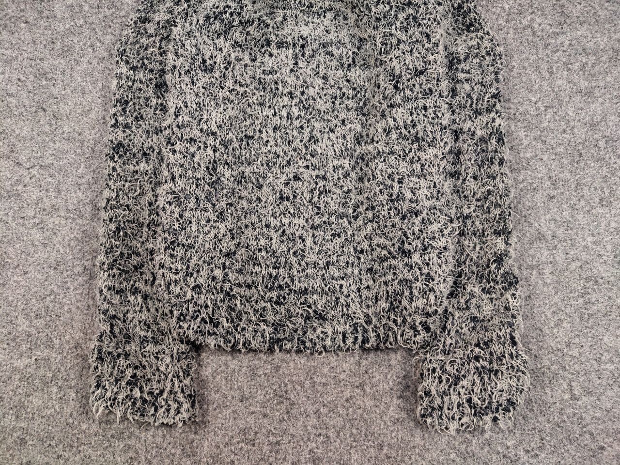 Japanese Brand Vintage 90's Japanese Black Mohair Style Fuzzy Sweater Size US L / EU 52-54 / 3 - 10 Thumbnail