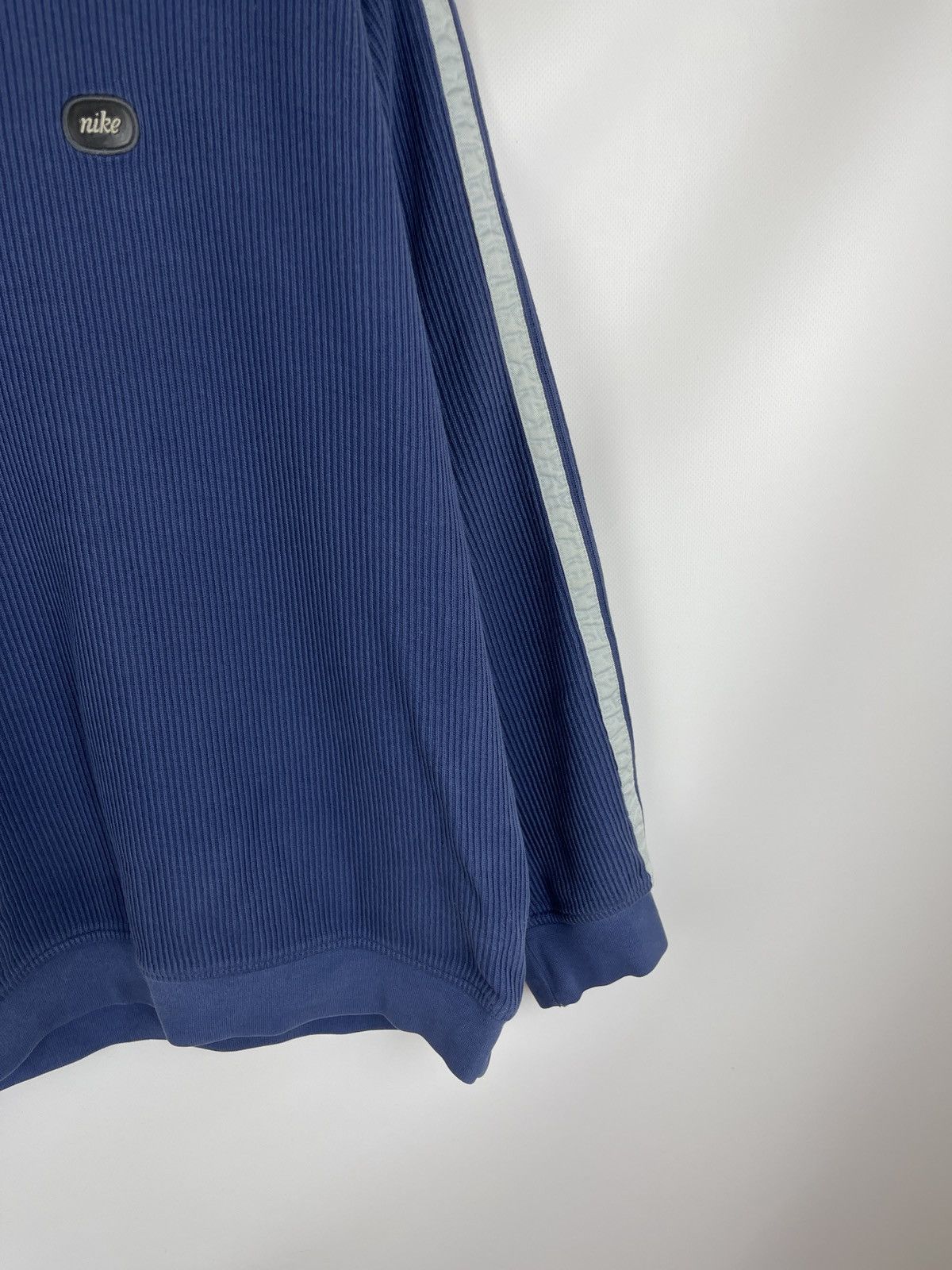 Nike Nike vintage 90s y2k blue sweater sweatshirt swoosh logo Size US L / EU 52-54 / 3 - 3 Thumbnail