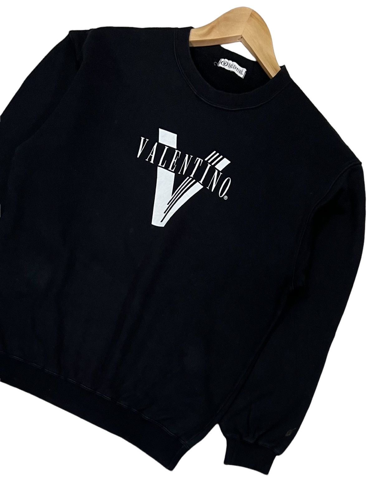 Gianni Valentino × Giovanni Valentino × Valentino 🔥LAST PRICE🔥VINTAGE VALENTINO CENTER BIG SPELLOUT SWEATSHIRT Size US L / EU 52-54 / 3 - 5 Thumbnail