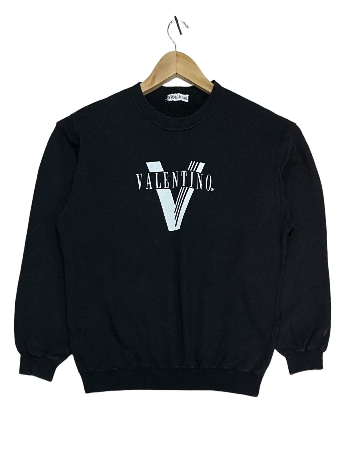 Gianni Valentino × Giovanni Valentino × Valentino 🔥LAST PRICE🔥VINTAGE VALENTINO CENTER BIG SPELLOUT SWEATSHIRT Size US L / EU 52-54 / 3 - 1 Thumbnail