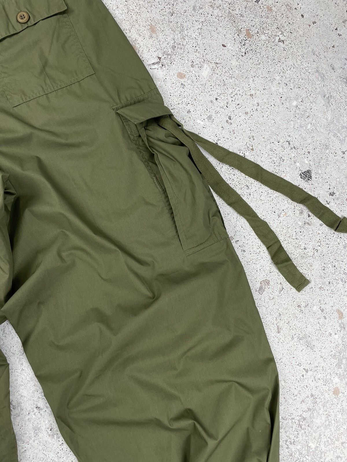 Japanese Brand × Vintage Y2k Vintage UFO Military Parachute Cargo Bondage Pants Size US 31 - 12 Thumbnail