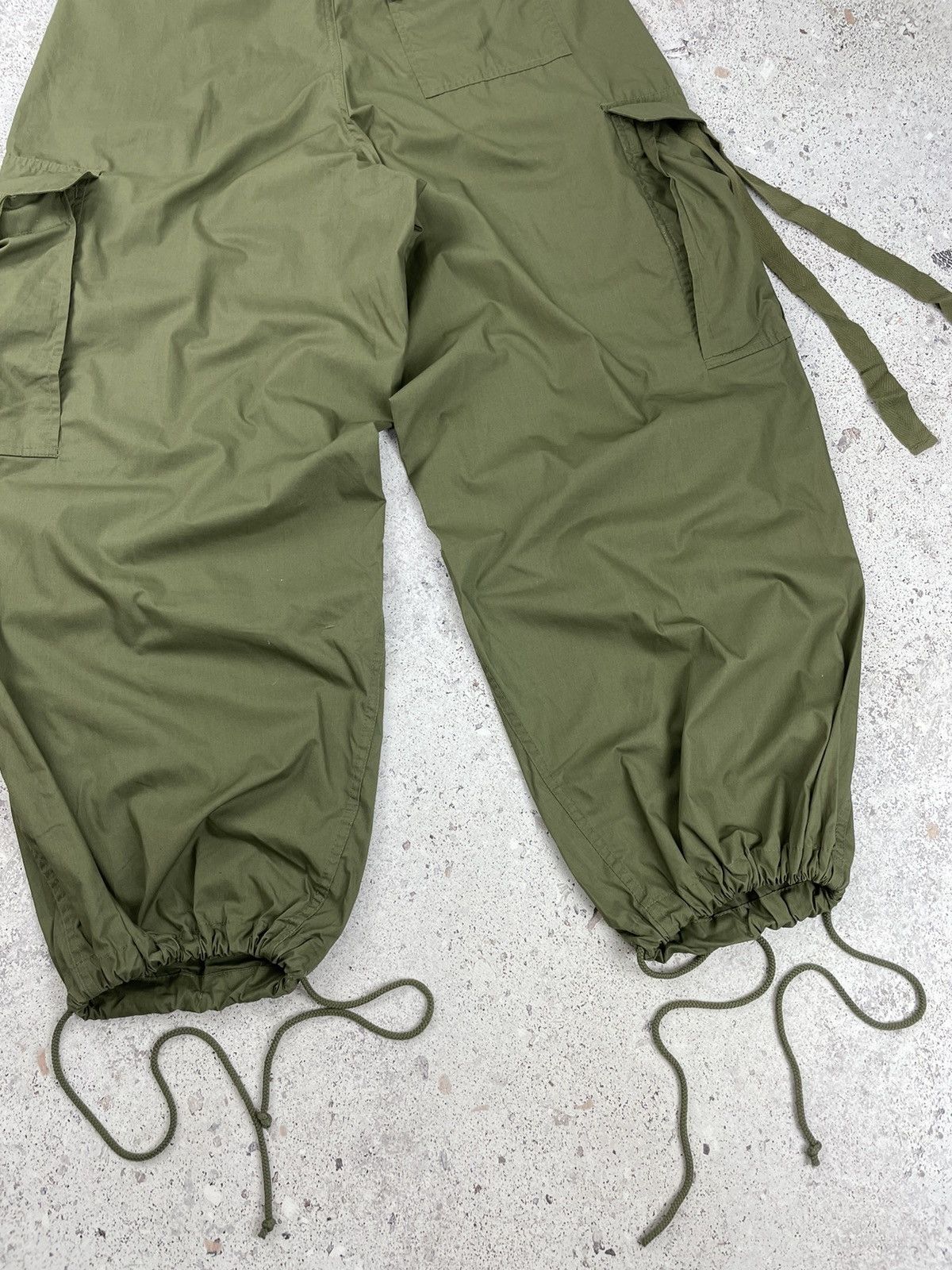 Japanese Brand × Vintage Y2k Vintage UFO Military Parachute Cargo Bondage Pants Size US 31 - 11 Thumbnail