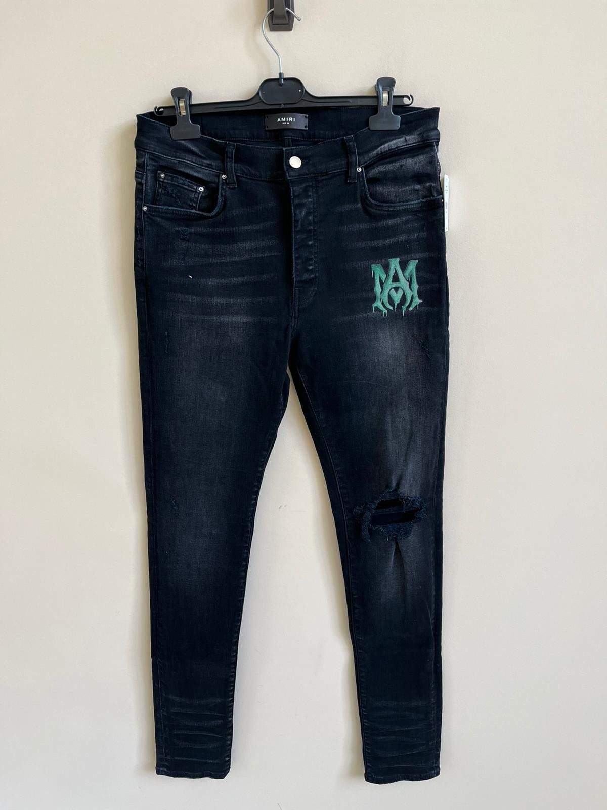 Amiri FITS LIKE 32 / Watercolor Logo Jean in Aged Black Color Size US 36 / EU 52 - 4 Thumbnail