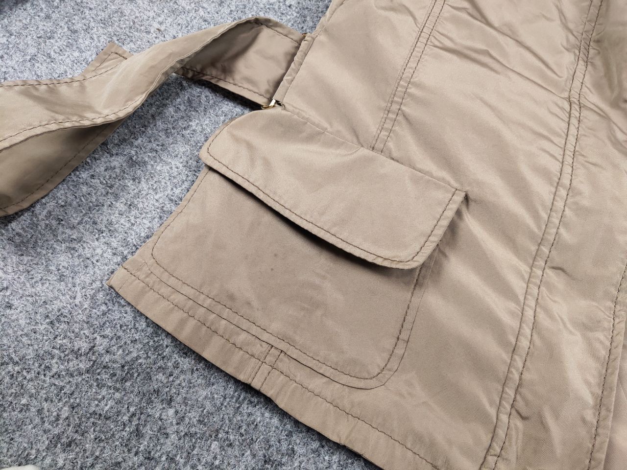Moncler Moncler Malco Rosso Beige Belt Jacket Womens Size S / US 4 / IT 40 - 23 Thumbnail