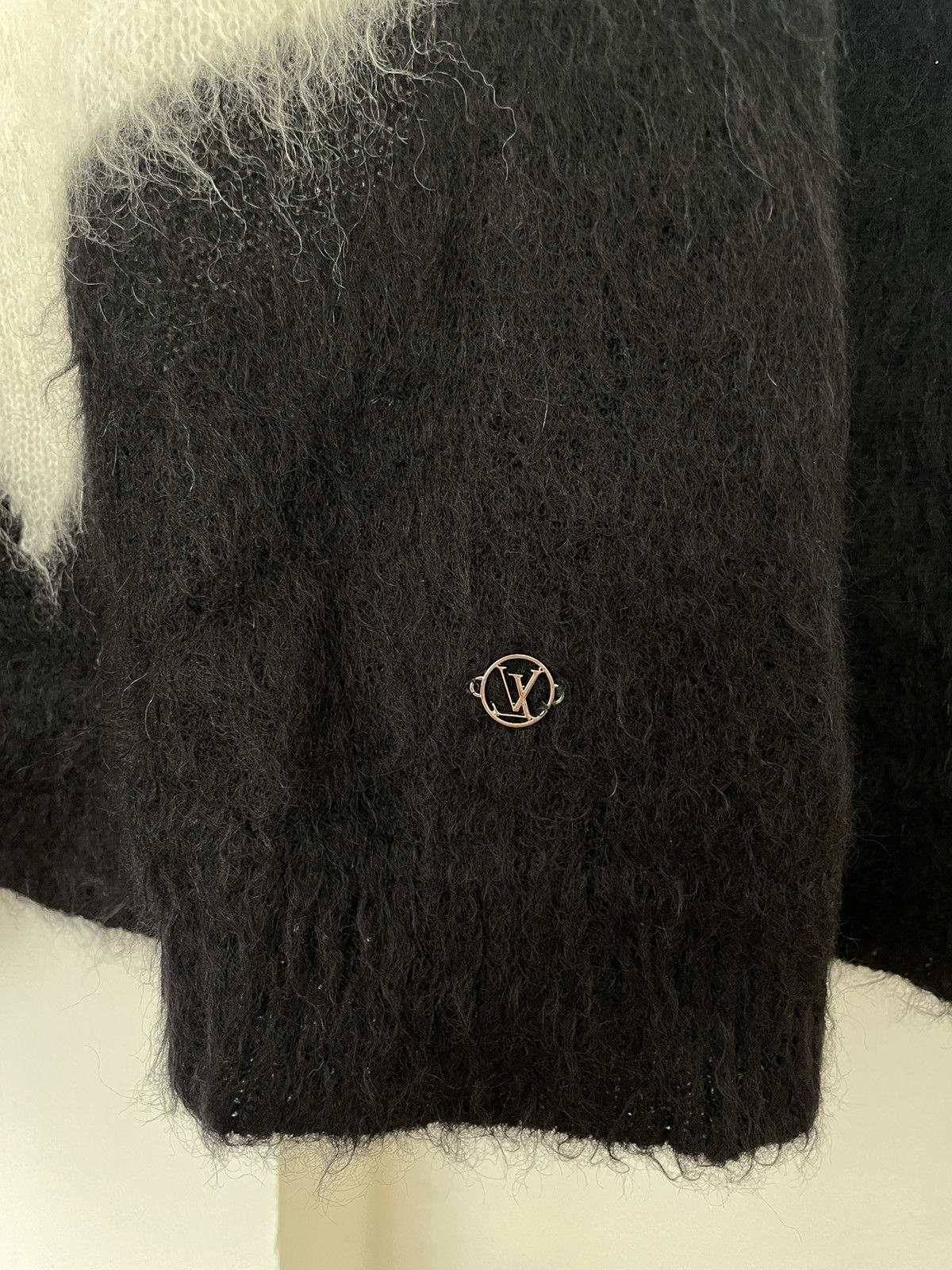 Louis Vuitton SS2017 Impala Mohair Sweater Size US XXL / EU 58 / 5 - 4 Thumbnail