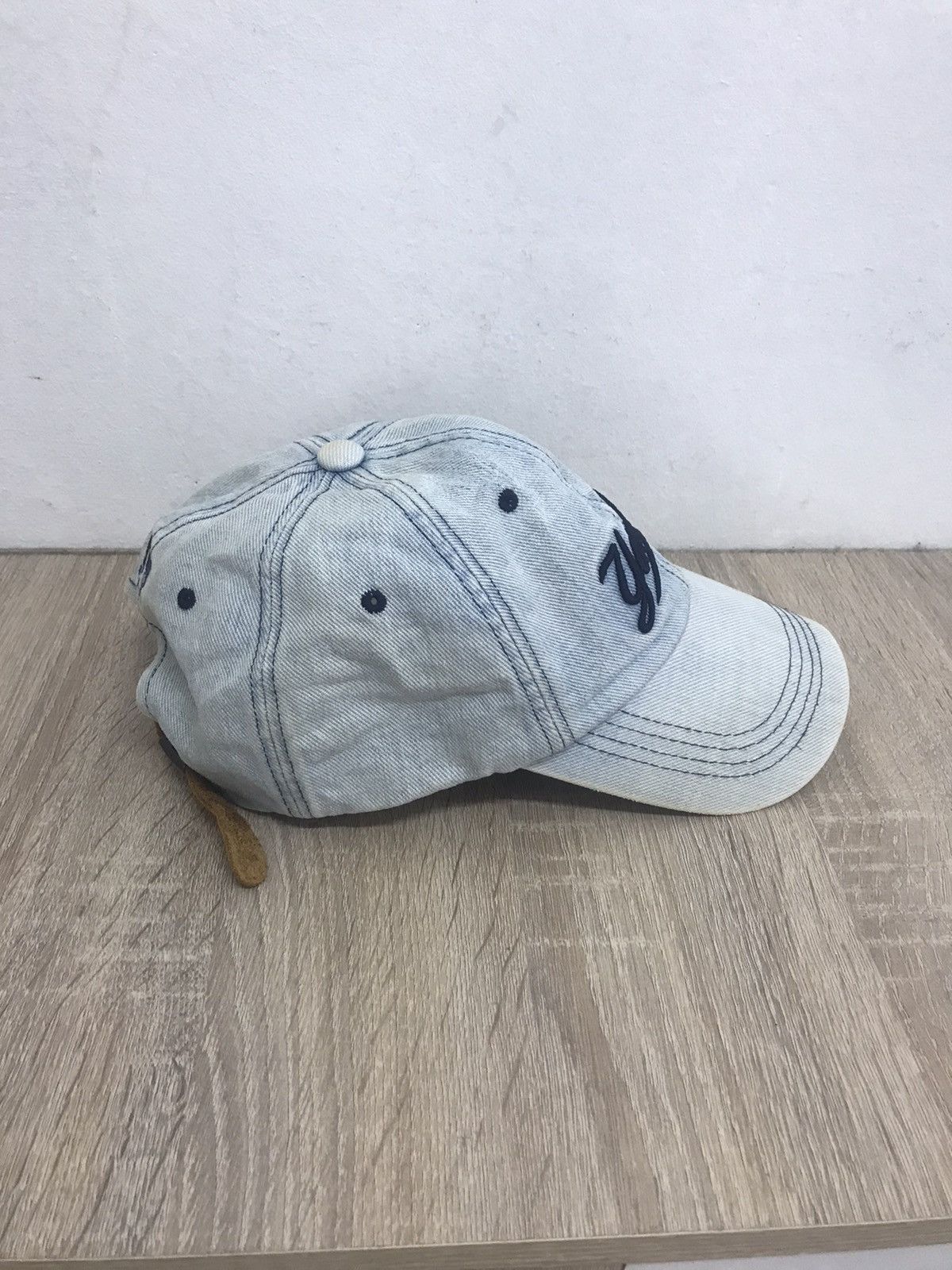 MLB Vintage MLB Yankees Denim Cap Leather Strap Size ONE SIZE - 2 Thumbnail