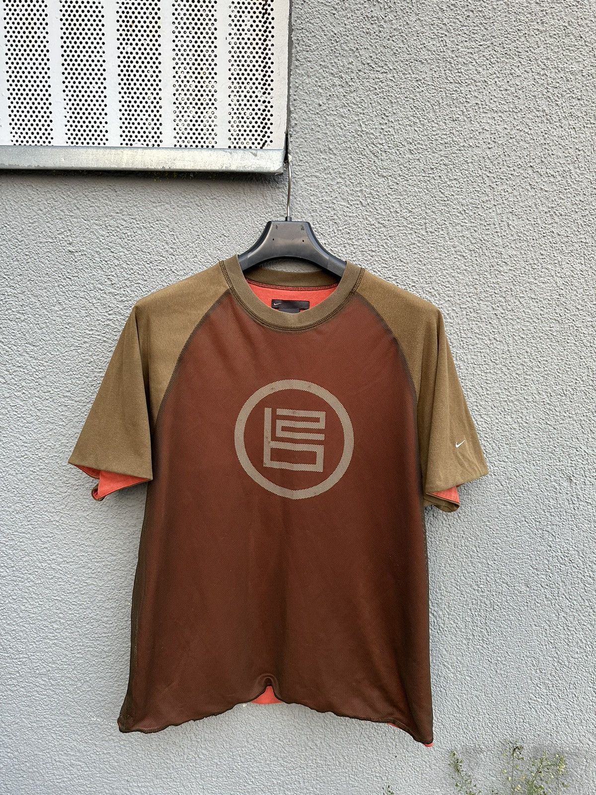 Nike Y2K NIKE Logo Double Sided T-Shirt Size US L / EU 52-54 / 3 - 1 Thumbnail