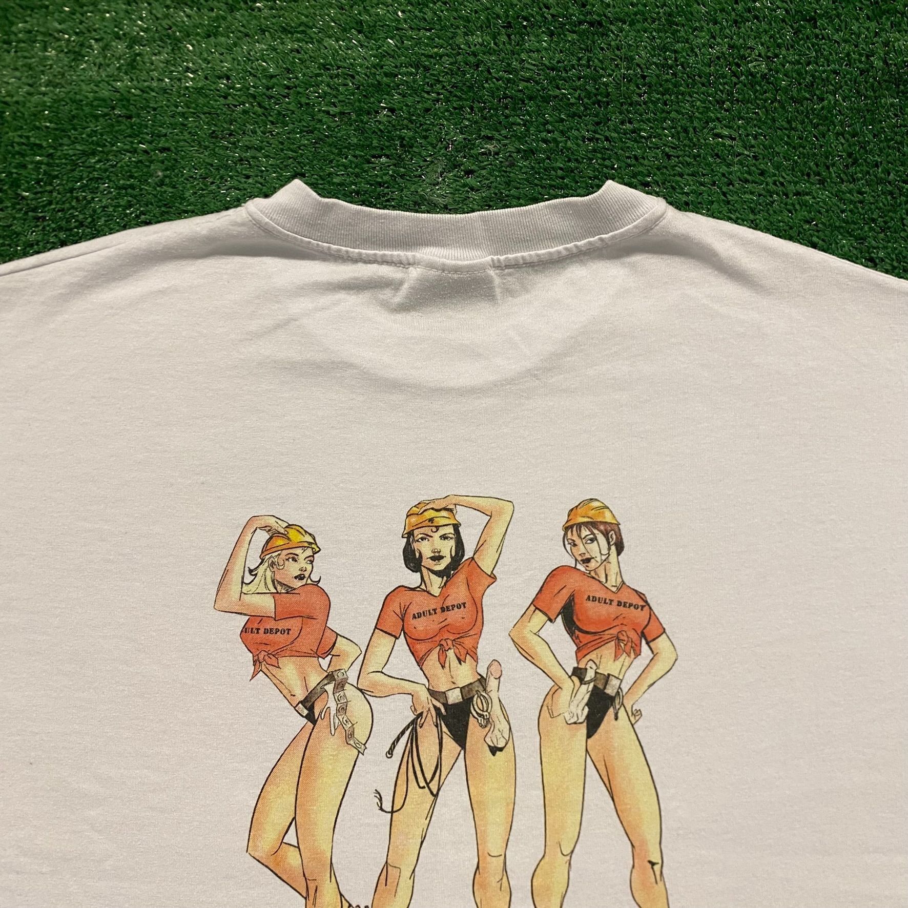 Vintage XXX Adult Sex Toys Vintage 90s Vulgar T-Shirt Size US XL / EU 56 / 4 - 6 Thumbnail