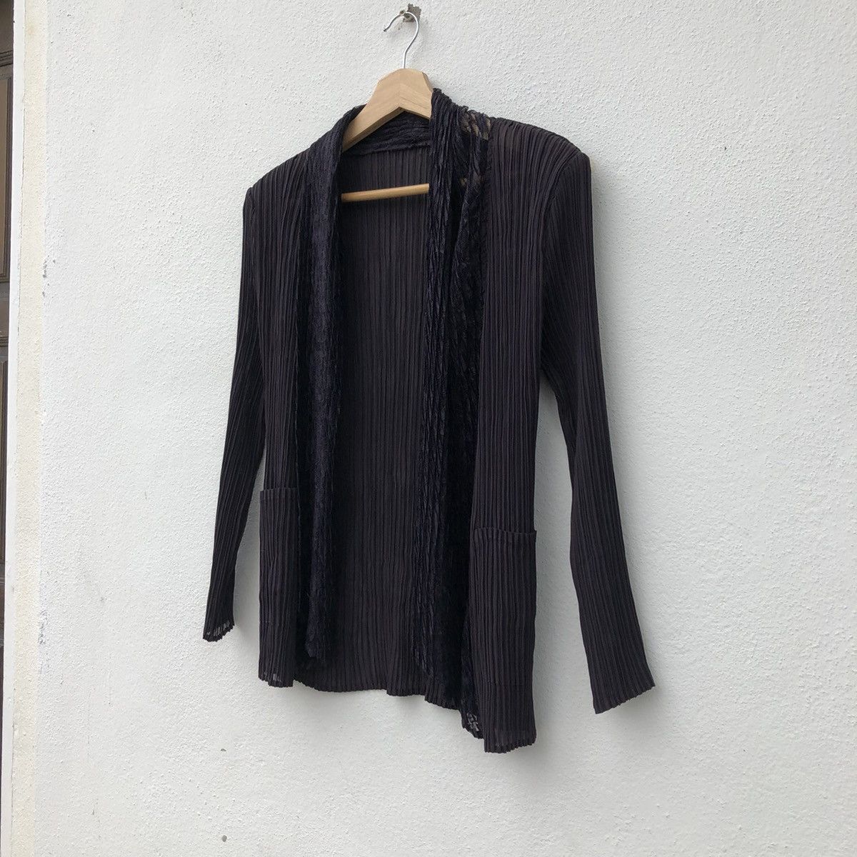 Japanese Brand T-PLEATS COLLECTIONS CARDIGAN INSPIRED BY ISSEY MIYAKE Size US S / EU 44-46 / 1 - 2 Thumbnail