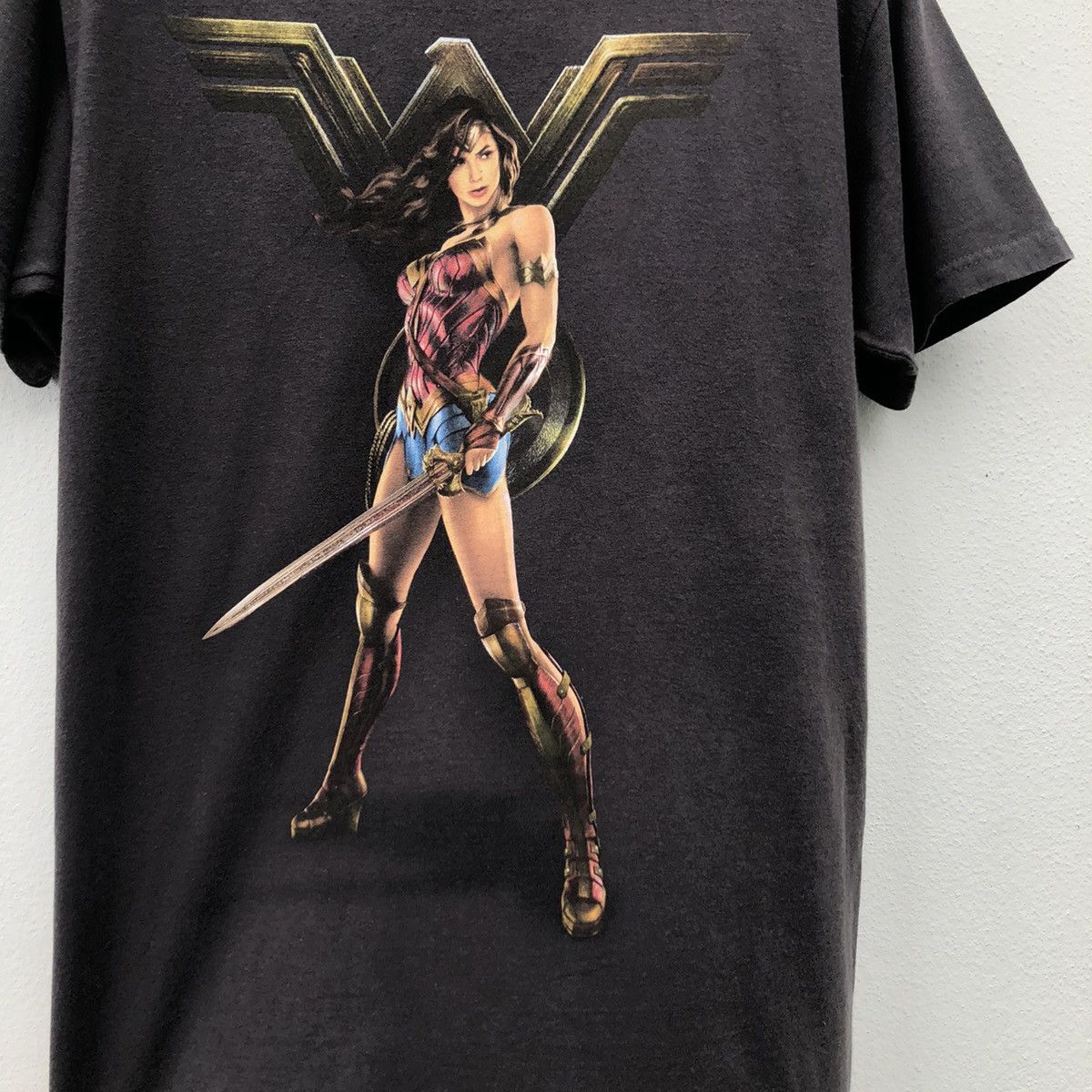DC Comics Wonder Woman Amazing Big Print Size US M / EU 48-50 / 2 - 5 Thumbnail