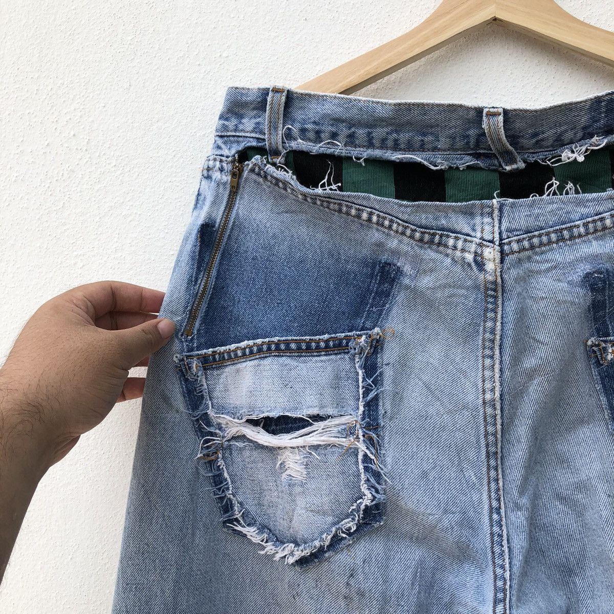 Japanese Brand DISTRESSED DENIM PUNK DESIGN Size US 34 / EU 50 - 12 Thumbnail
