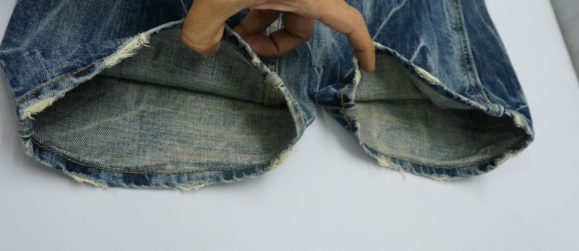 Japanese Brand BACK VINTAGE Distressed Straight Clawmark Carpenter Jeans Size US 32 / EU 48 - 23 Thumbnail