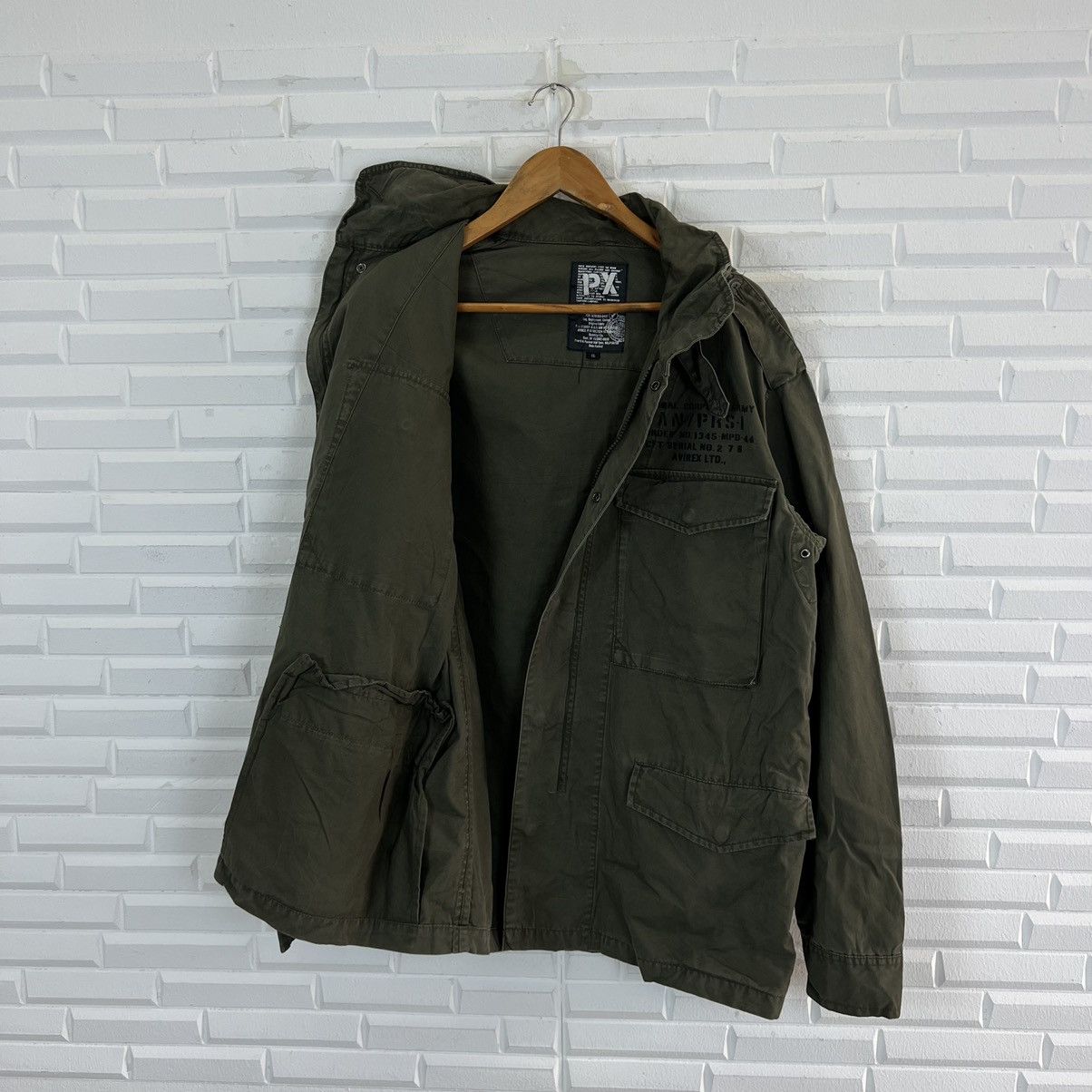 Avirex VINTAGE AVIREX CARGO BONDAGE PARACHUTE BIKER JACKET Size US XL / EU 56 / 4 - 9 Thumbnail