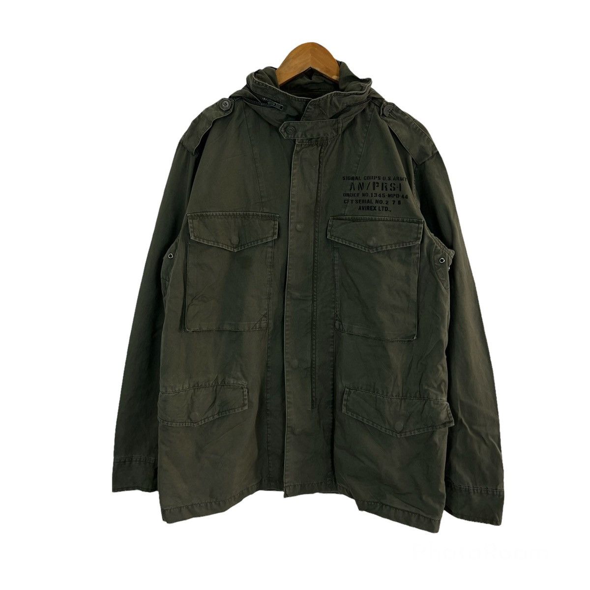 Avirex VINTAGE AVIREX CARGO BONDAGE PARACHUTE BIKER JACKET Size US XL / EU 56 / 4 - 1 Thumbnail