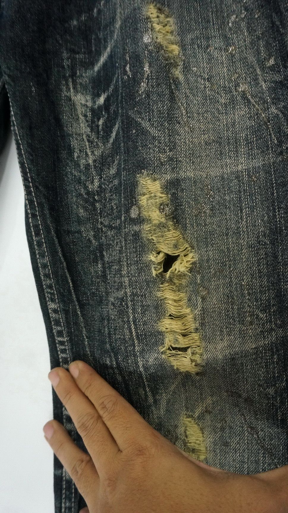 Japanese Brand NYLAUS Distressed Greenish Indigo Ripped Worn Out Jeans Size US 32 / EU 48 - 7 Thumbnail