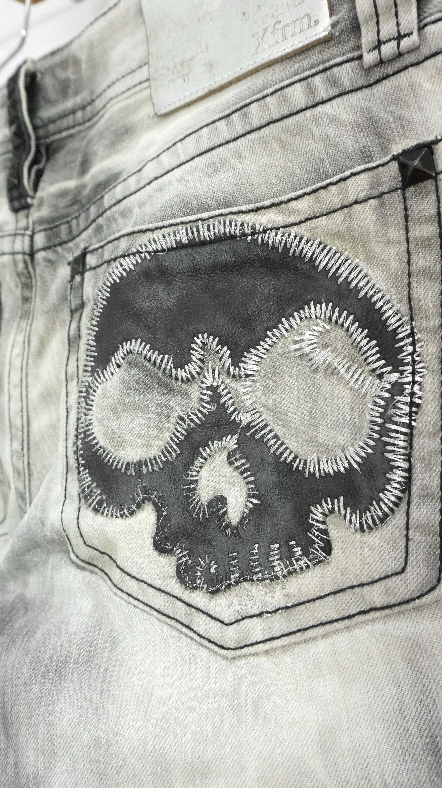 Japanese Brand 💀 XFRM 💀 Vintage Punk Distressed Acid Wash Skull Jeans Size US 29 - 12 Thumbnail
