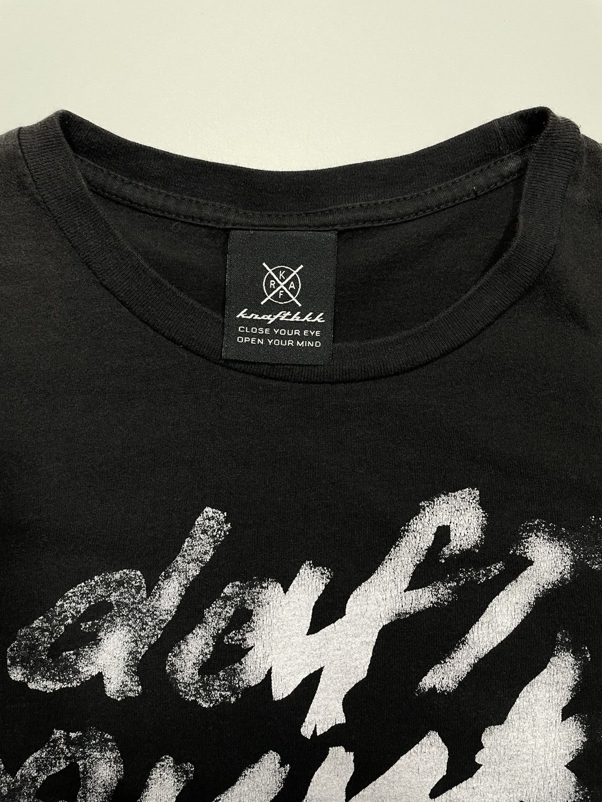 Band Tees Rare Vintage Daft Punk Human After All Electroma T-Shirt Size US M / EU 48-50 / 2 - 3 Thumbnail