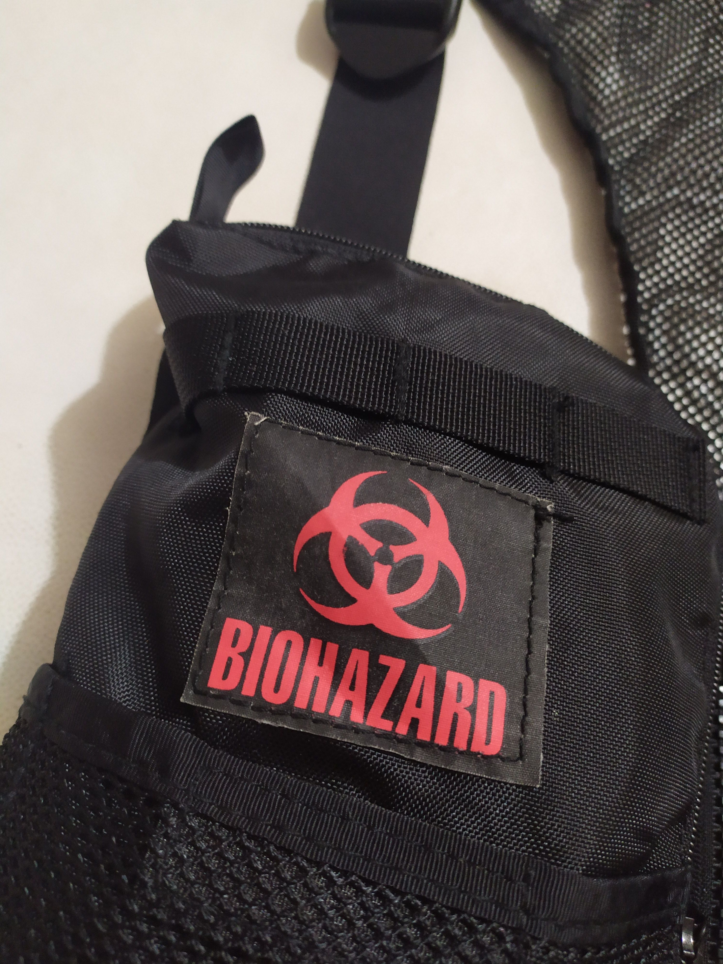 Other 🔥Biohazard Vest / Chest Multipocket Tactical Size ONE SIZE - 4 Thumbnail
