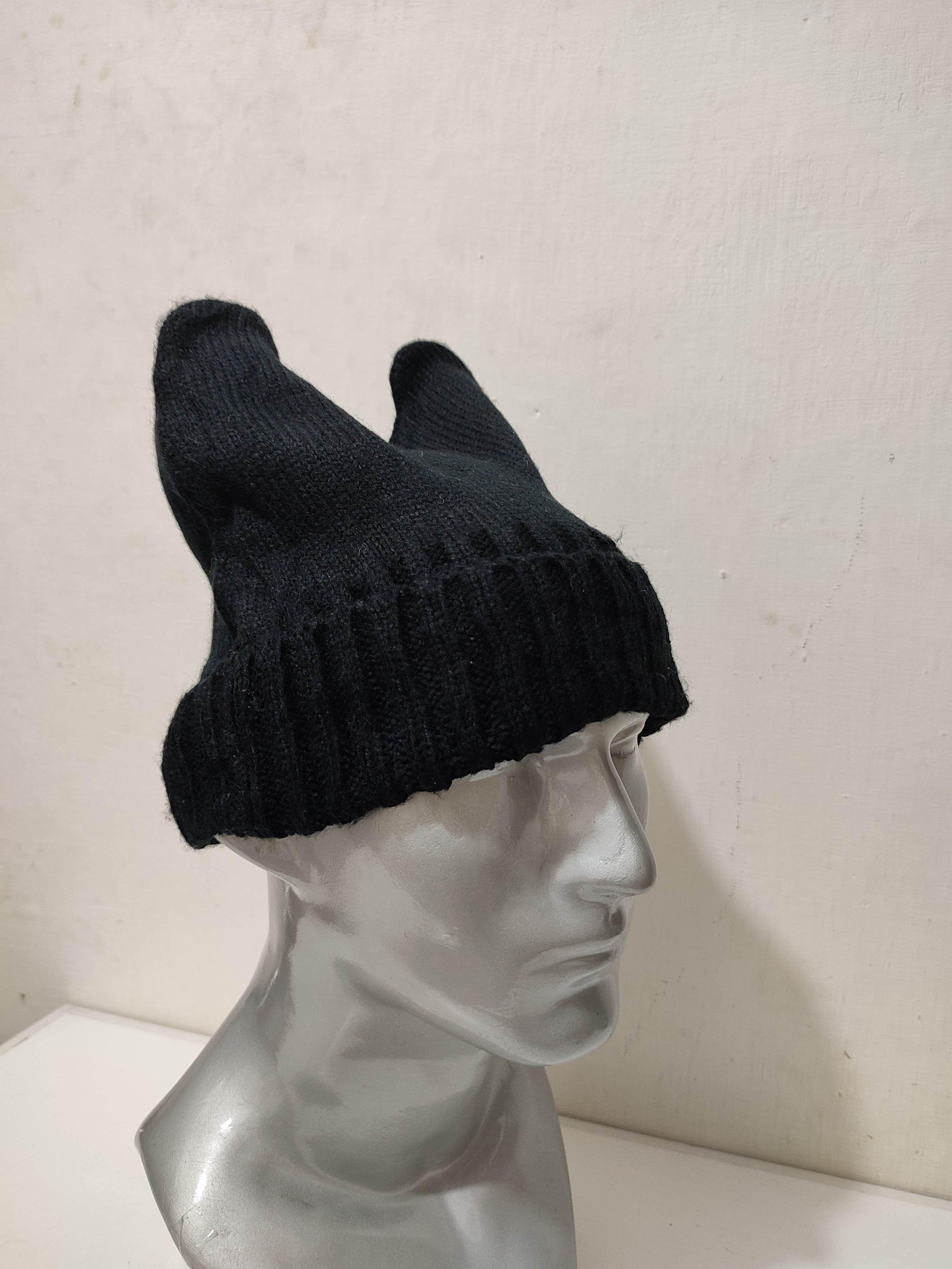 Other Unknown Black Bunny Ear Horn Devil Design Beanie hats Size ONE SIZE - 5 Thumbnail