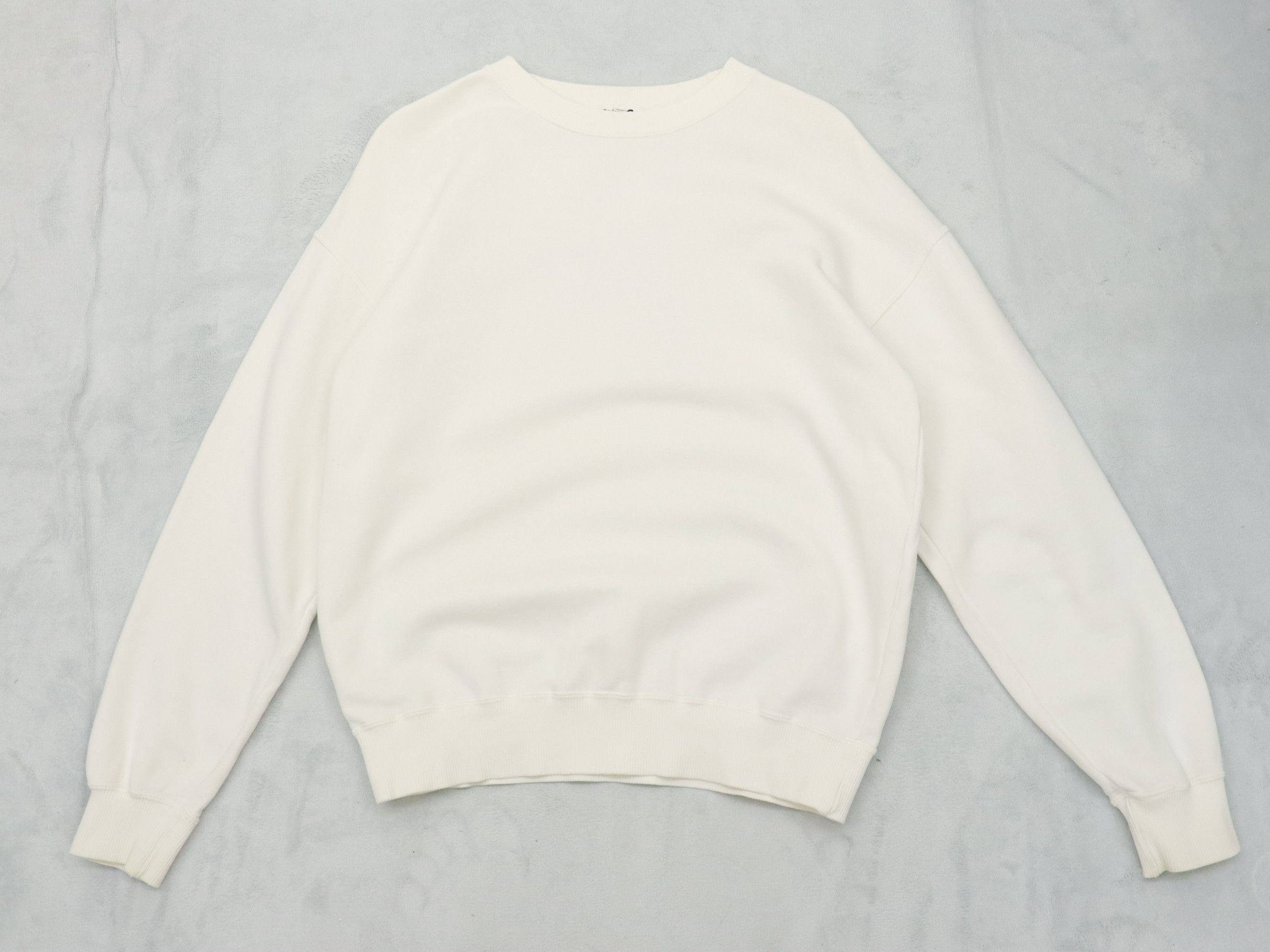 Issey Miyake Iconic Vintage 80's IS Issey Miyake Back Spellout Sweatshirt Size US M / EU 48-50 / 2 - 4 Thumbnail