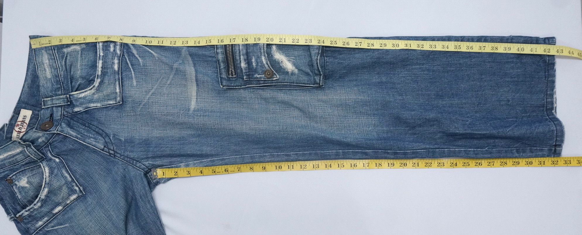 Japanese Brand Vintage Japanese Brand Wide Leg Cargo Jeans Size US 31 - 17 Thumbnail