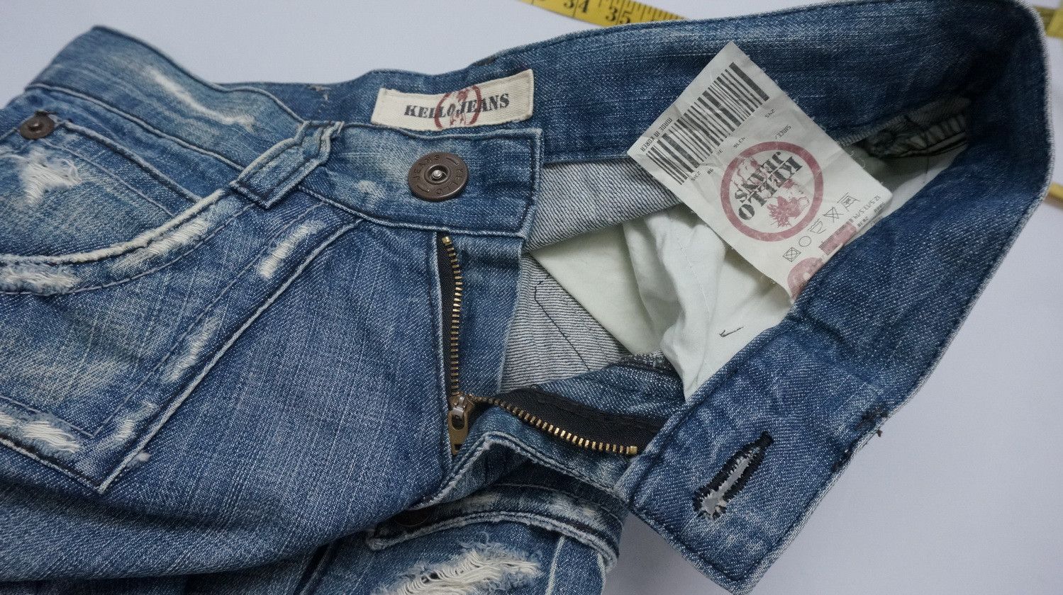 Japanese Brand Vintage Japanese Brand Wide Leg Cargo Jeans Size US 31 - 20 Thumbnail