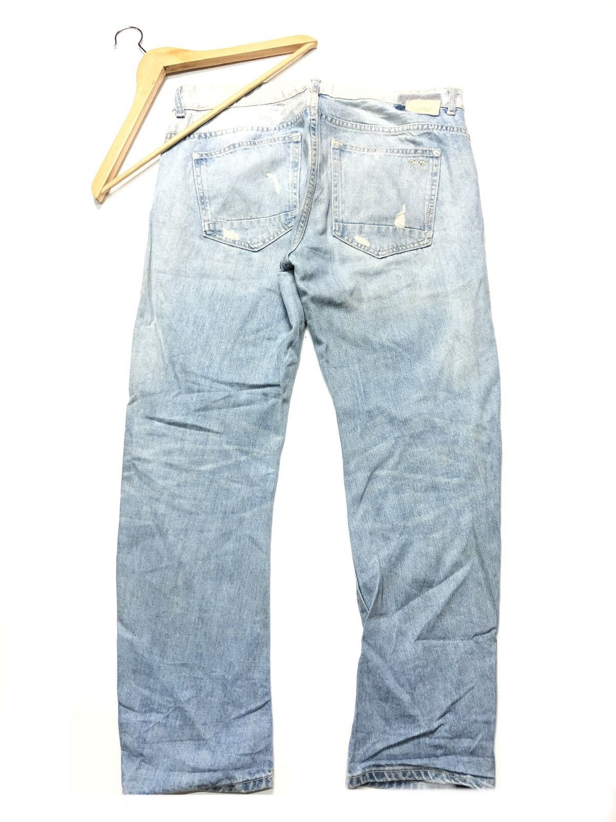 Vintage × Zara VINTAGE ZARA BASIC DEPT DISTRESSED BLUE WASH DENIM Size US 35 - 9 Thumbnail