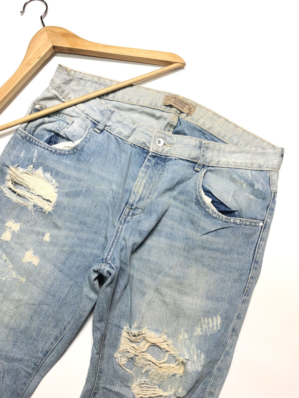 Vintage × Zara VINTAGE ZARA BASIC DEPT DISTRESSED BLUE WASH DENIM Size US 35 - 2 Thumbnail