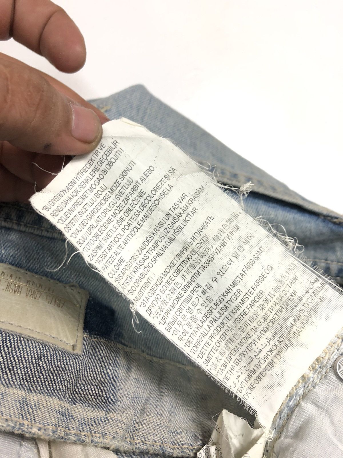 Vintage × Zara VINTAGE ZARA BASIC DEPT DISTRESSED BLUE WASH DENIM Size US 35 - 5 Thumbnail