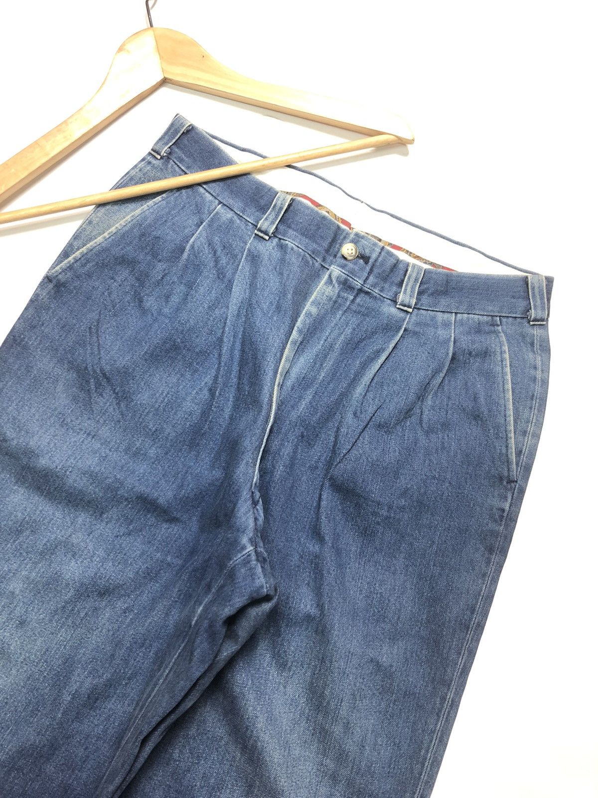 VINTAGE PENTHOUSE BLUE WASH CASUAL DENIM