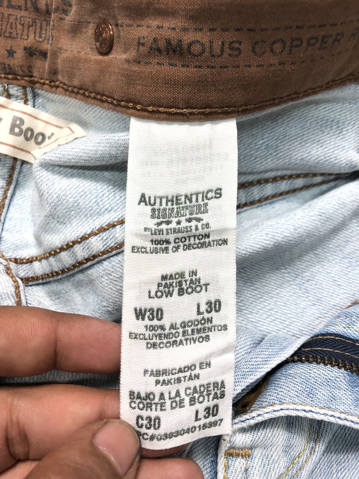 Levi's × Vintage VINTAGE 90s LEVIS LOW BOOT LIGHT BLUE WASH DISTRESSED DENIM Size US 30 / EU 46 - 6 Thumbnail