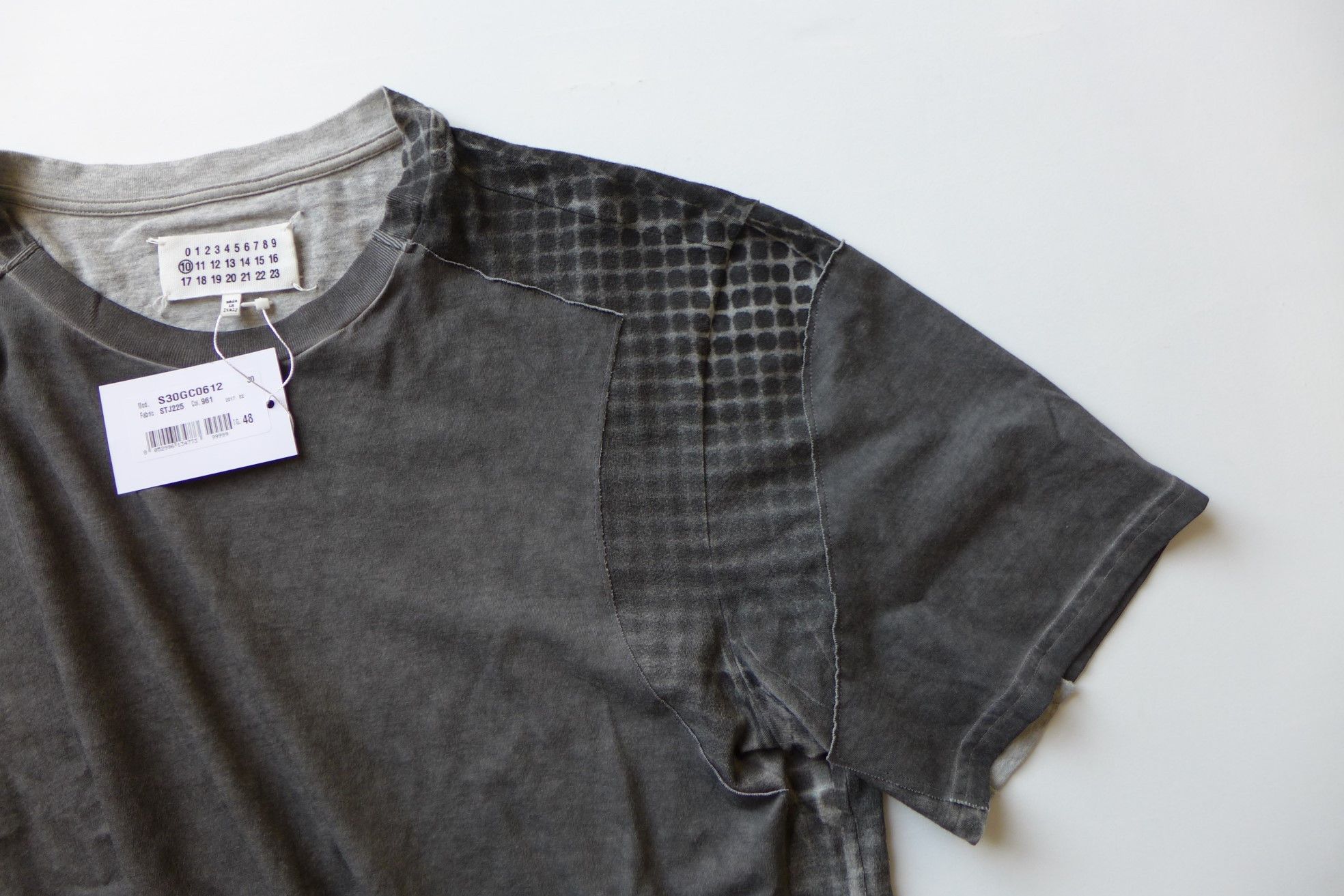 Maison Margiela Margiela FW17 Patchwork Grey T-Shirt Size US M / EU 48-50 / 2 - 8 Thumbnail