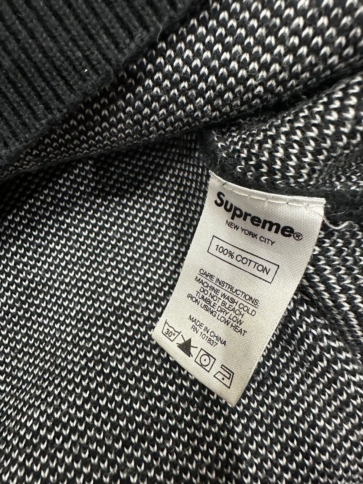Supreme Supreme Hysteric Glamour Fuck You Crewneck Black Size Large Size US L / EU 52-54 / 3 - 3 Thumbnail