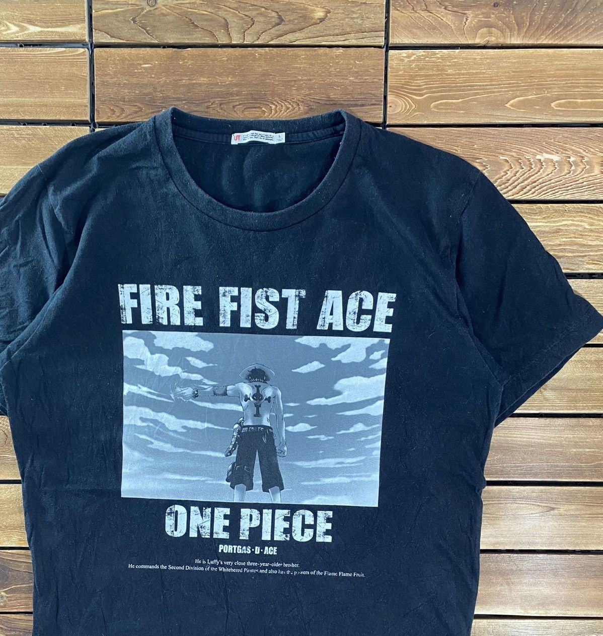 Anime × One Piece × Uniqlo Uniqlo One Piece Portgas D Ace Fist Ace Size L Black Tees Size US L / EU 52-54 / 3 - 3 Thumbnail