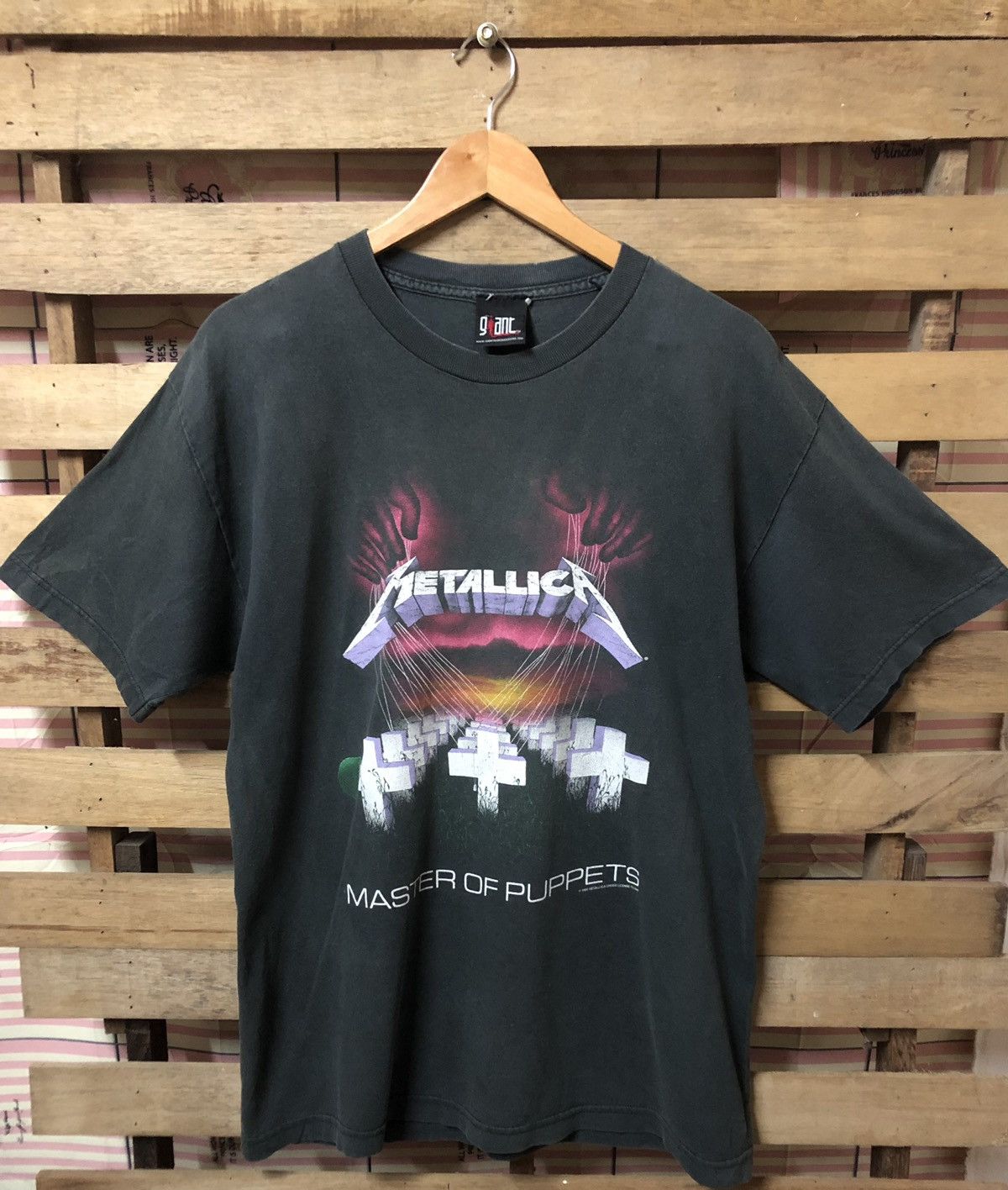 Giant × Metallica Vintage 1994 Metallica Master Of Puppets Promo Album Tshirt Size US XL / EU 56 / 4 - 1 Thumbnail