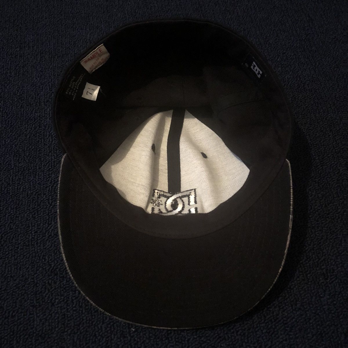 DC Vintage 2000s Y2K DC Shoe Co Sample Check Fitted Hat 7 1/2 Size ONE SIZE - 4 Thumbnail