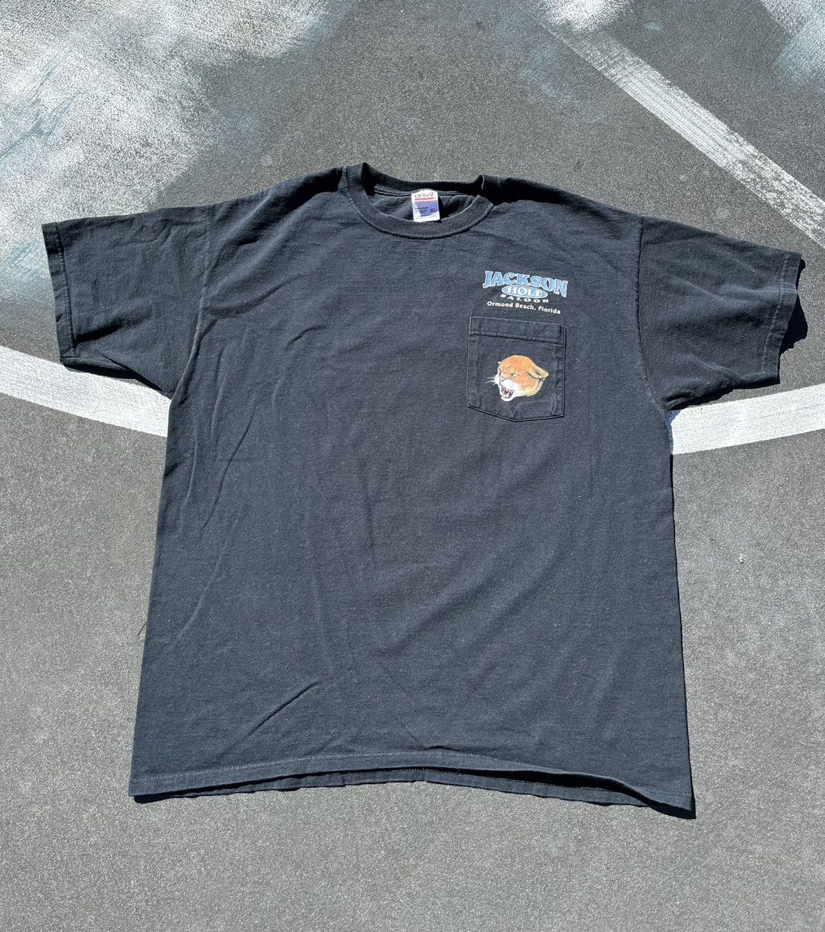 Anvil × Vintage VINTAGE JACKSON HOLE SALOON 2002 BIKETOBERFEST PANTHER TEE Size US XL / EU 56 / 4 - 3 Thumbnail