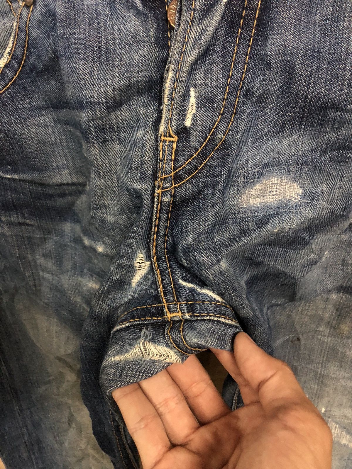 Replay Replay Distressed Butterfly Button Denim Jeans Made Romania Size US 30 / EU 46 - 7 Thumbnail