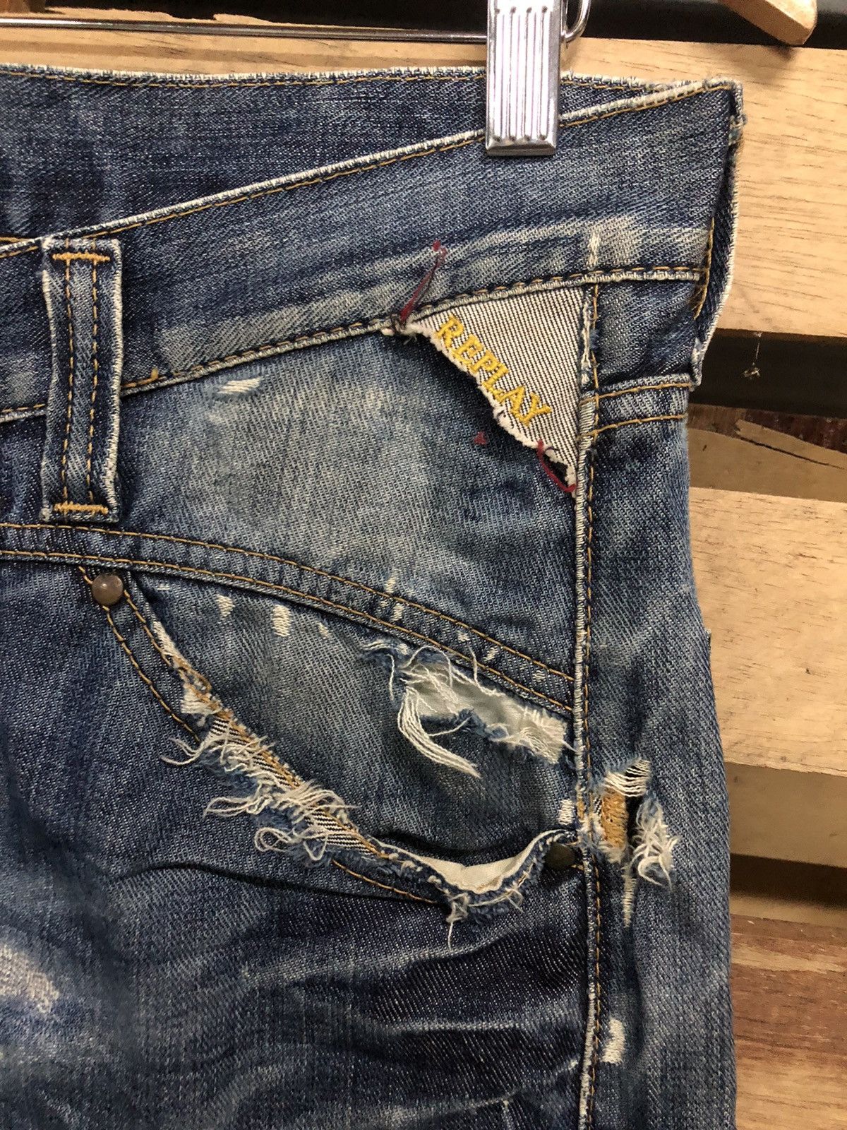 Replay Replay Distressed Butterfly Button Denim Jeans Made Romania Size US 30 / EU 46 - 6 Thumbnail