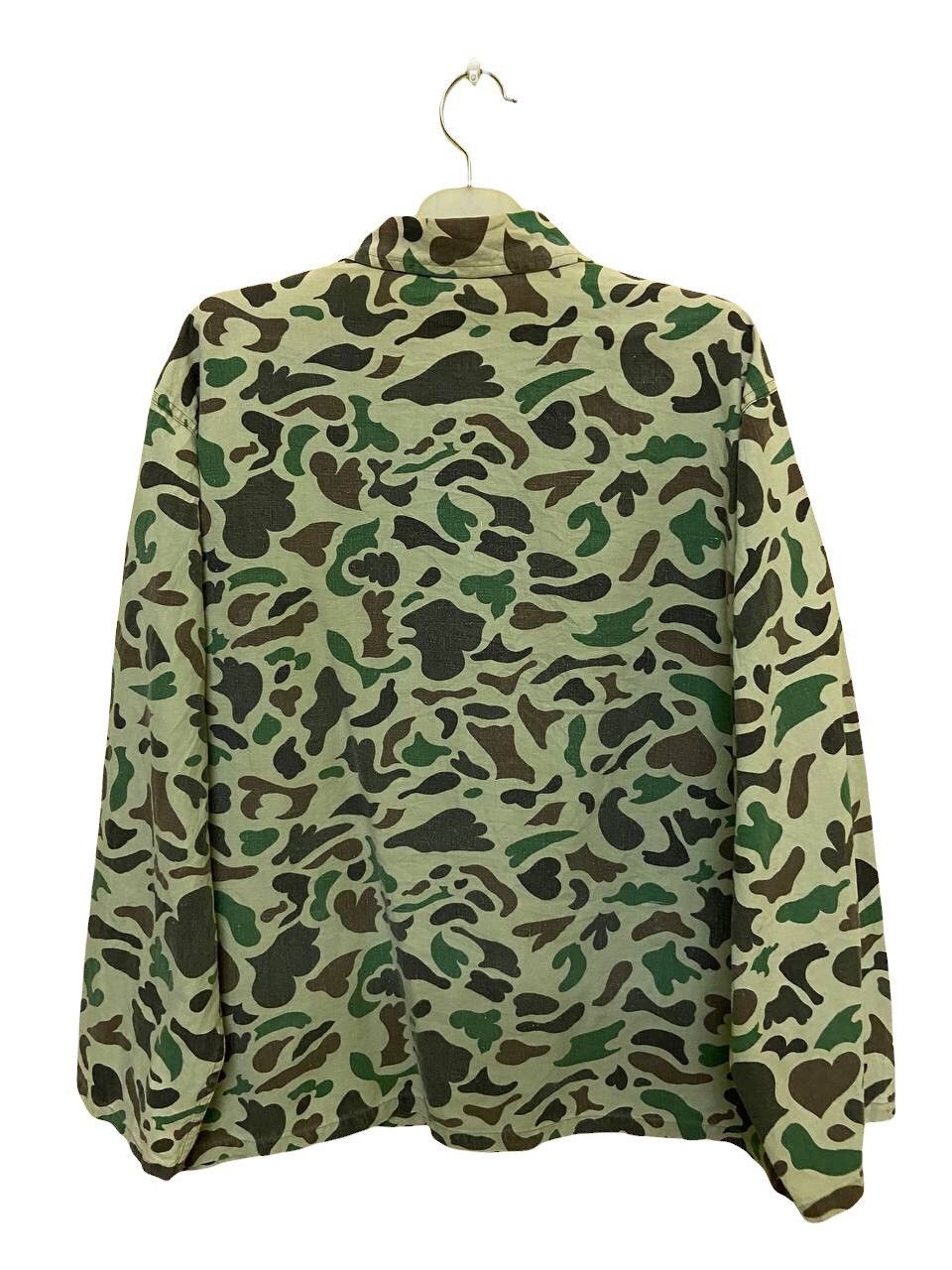 Vintage VINTAGE CAMOUFLAGE ARMY JACKET Size US L / EU 52-54 / 3 - 2 Thumbnail