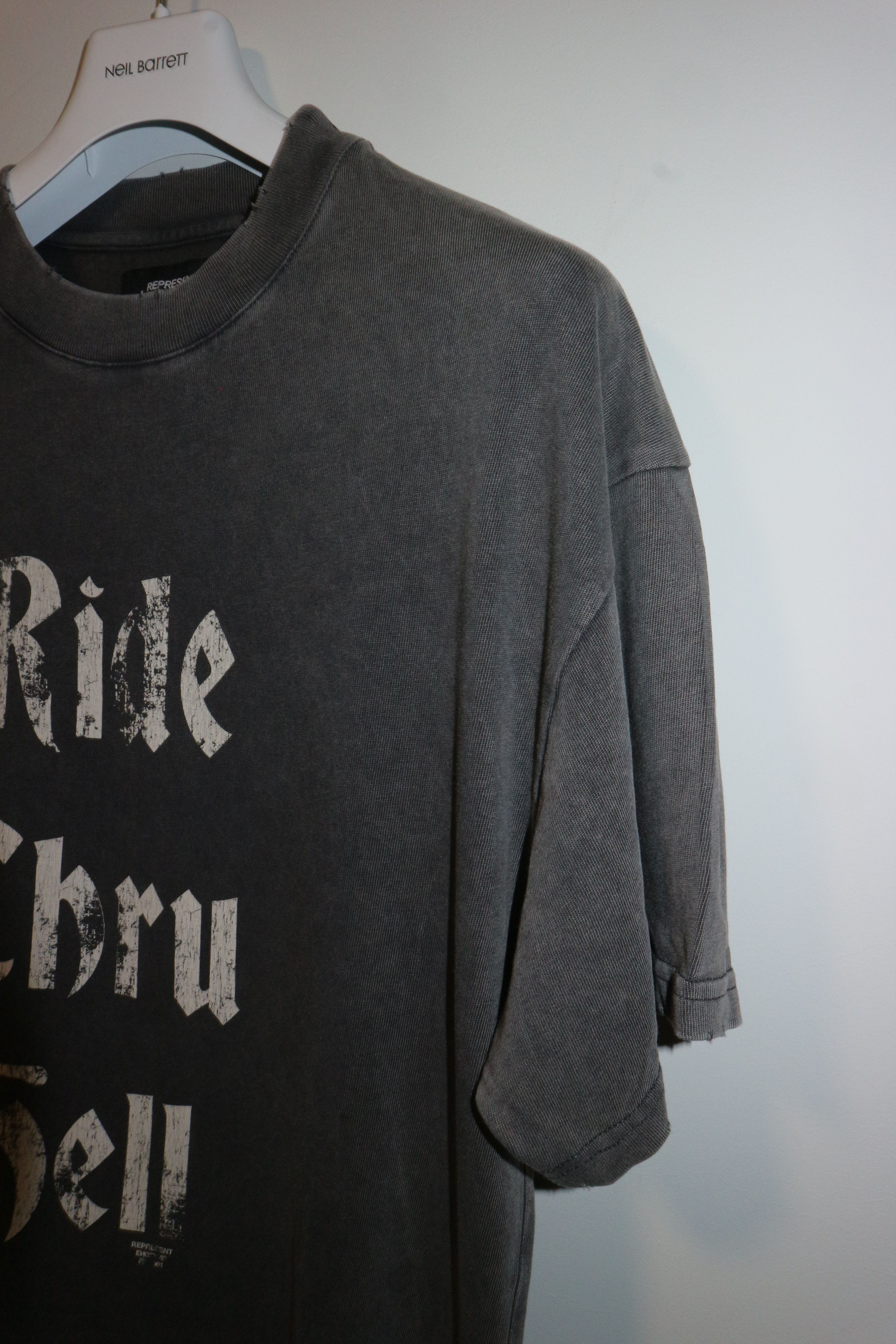 Represent Clo. Ride Thru Hell t-shirt Size US S / EU 44-46 / 1 - 4 Thumbnail