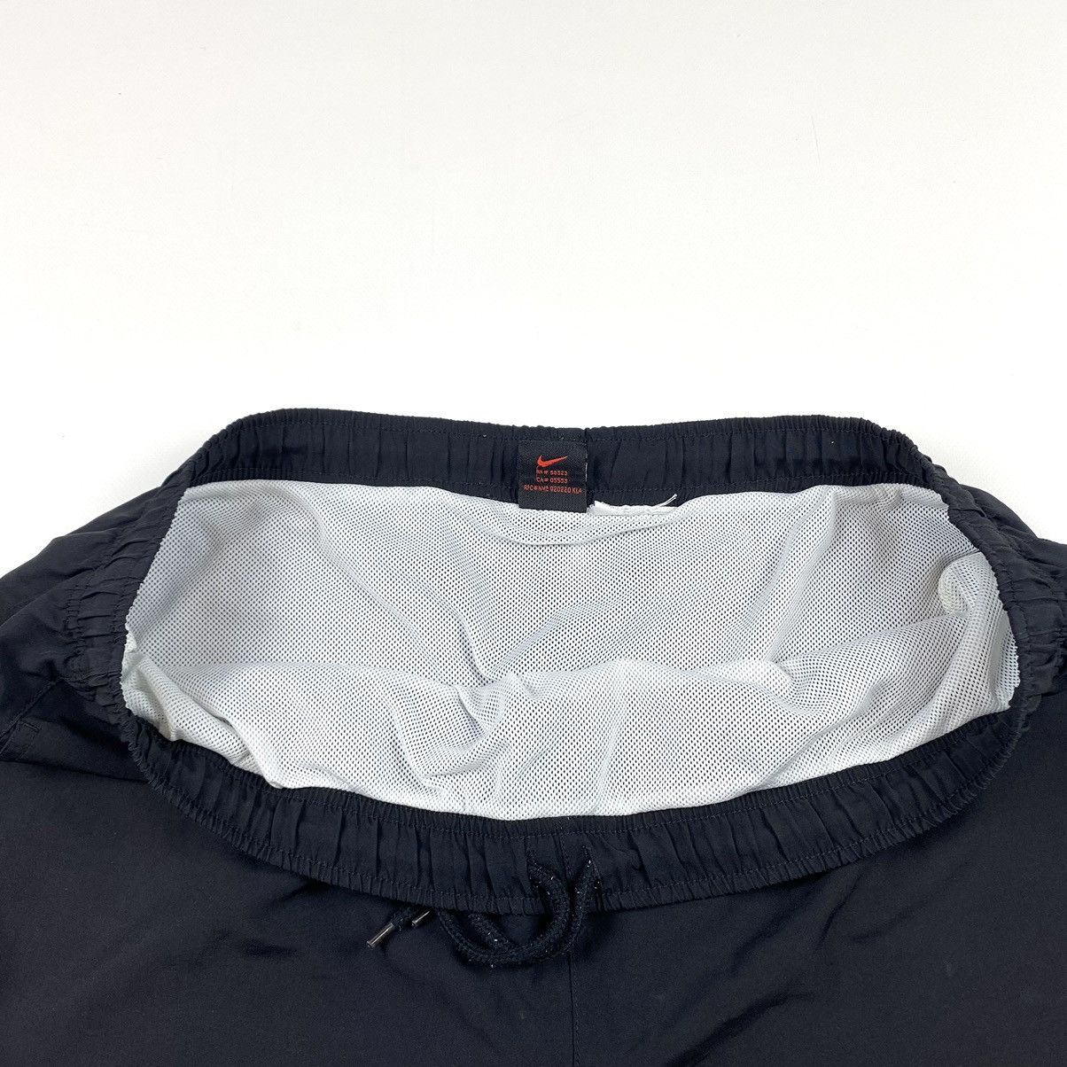 Nike Y2K Vintage Nike Shorts CW21 Hype Size US 36 / EU 52 - 8 Thumbnail
