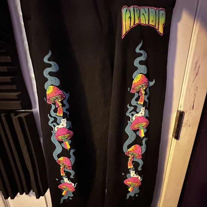 Ripndip discount psychedelic sweatpants