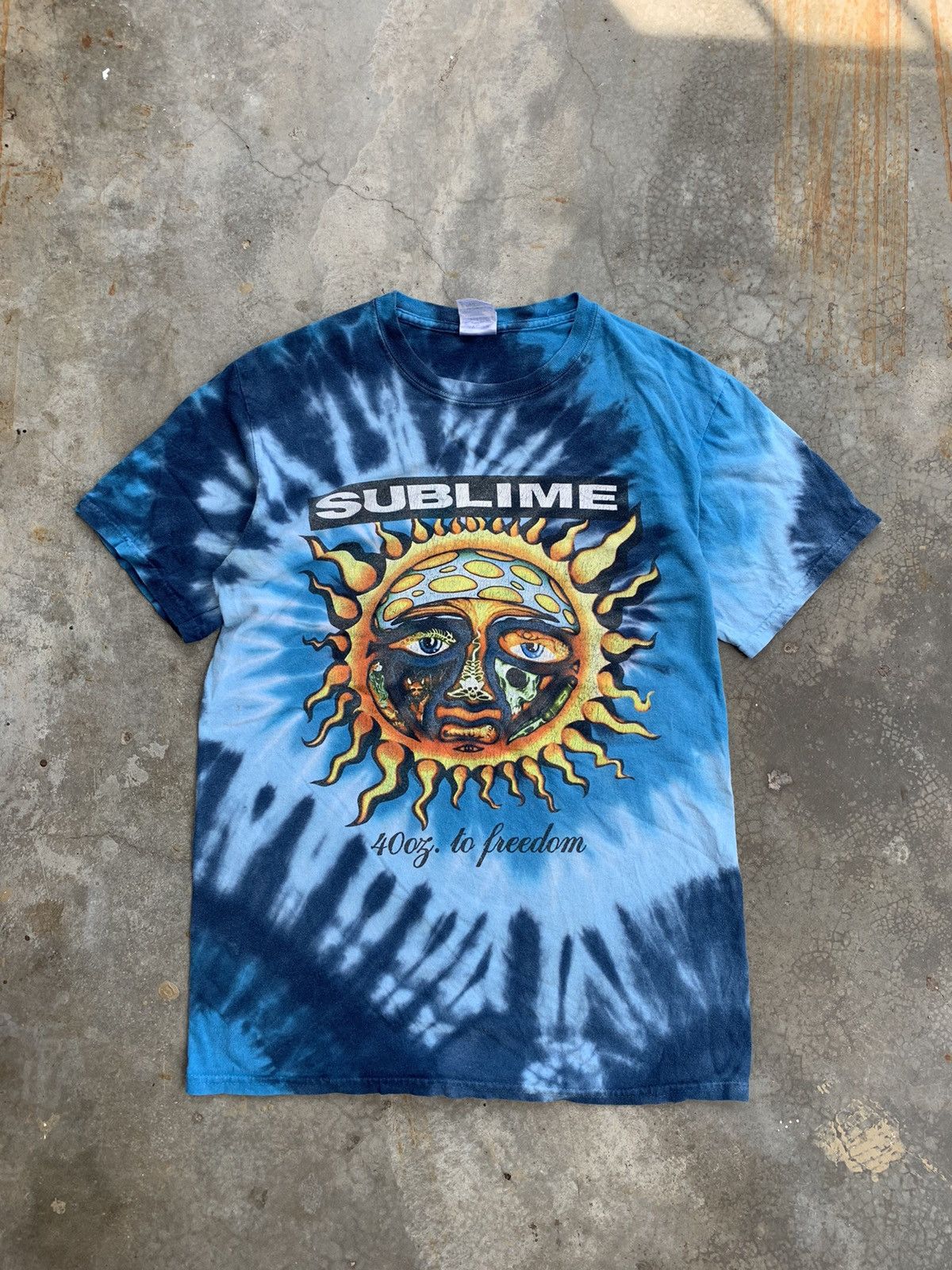image of Band Tees x Sublime 40 Oz To Freedom Tie Dye Tshirt in Blue, Men's (Size Small)