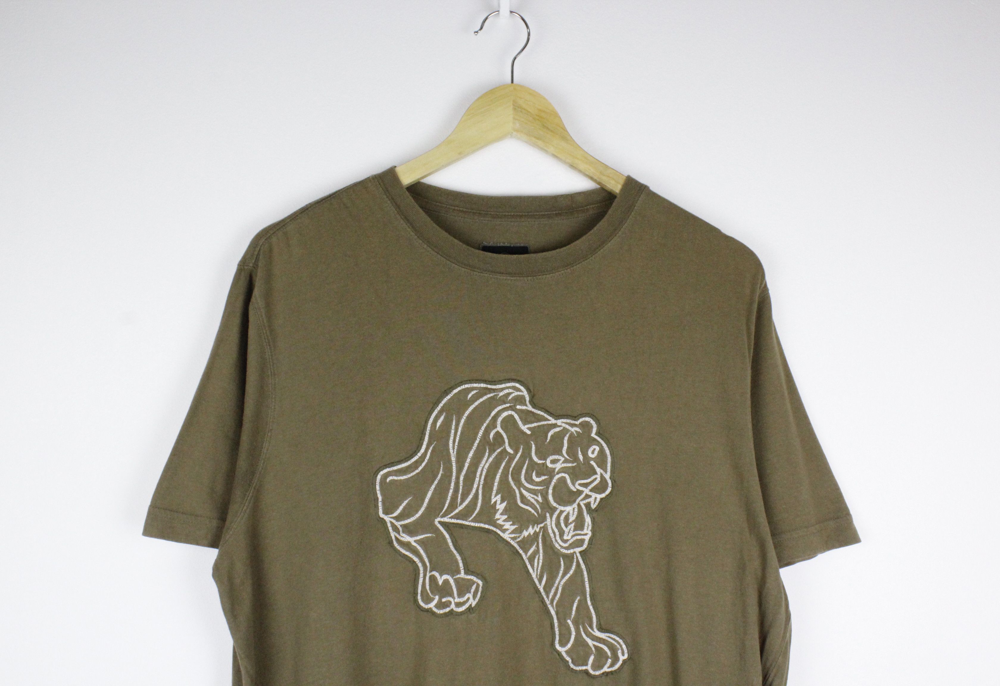 MHI × Maharishi Maharishi Embroidered TIger Logo Army Green T-shirt Size US M / EU 48-50 / 2 - 2 Thumbnail