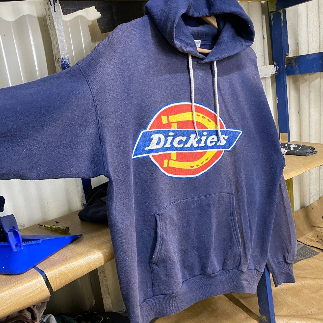 Dickies × Vintage Vintage dickies spell out sun faded hoodies Size US L / EU 52-54 / 3 - 3 Thumbnail