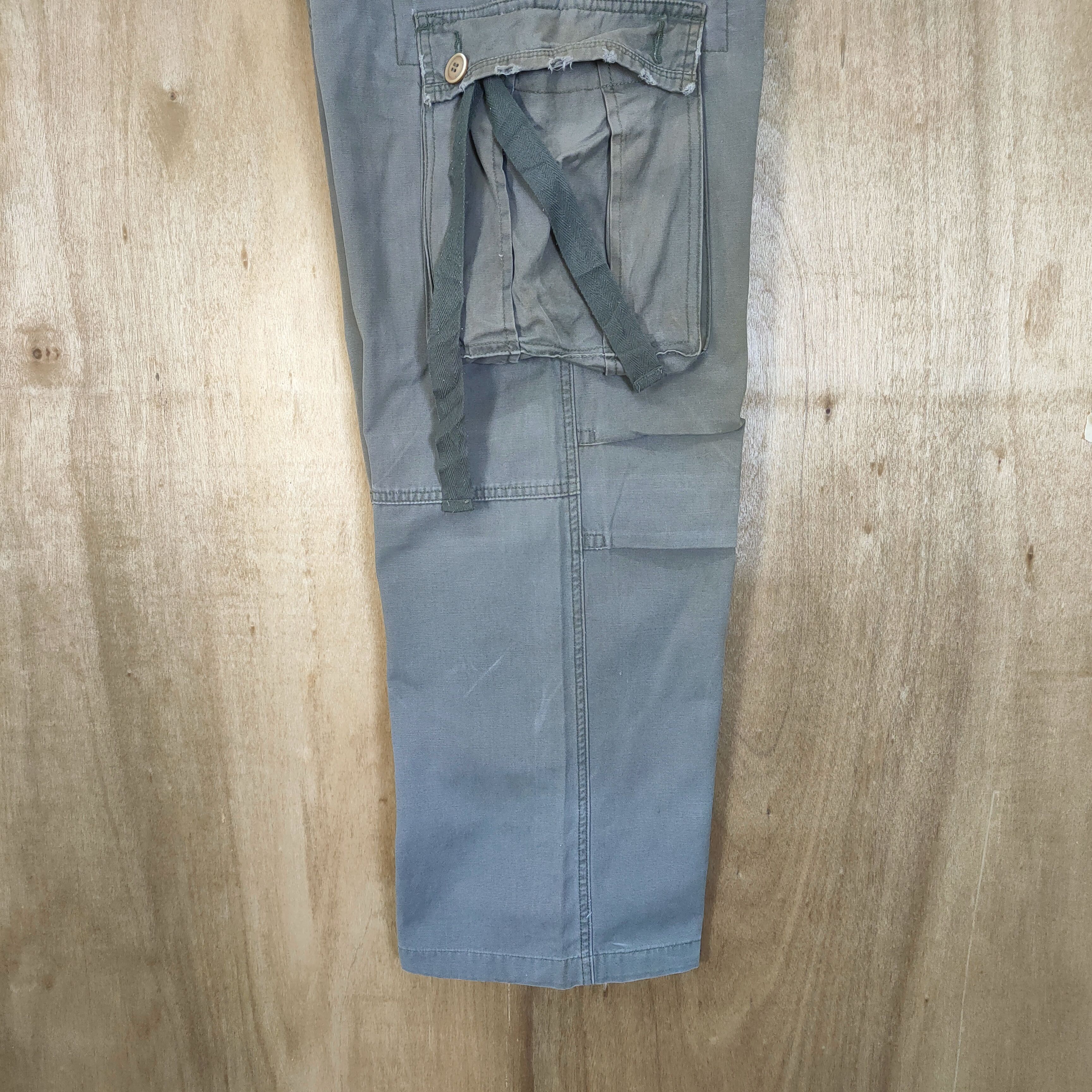 Japanese Brand VINTAGE G.CODE FADED RUSTY BANDAGE CARGO PANTS Size US 30 / EU 46 - 12 Thumbnail