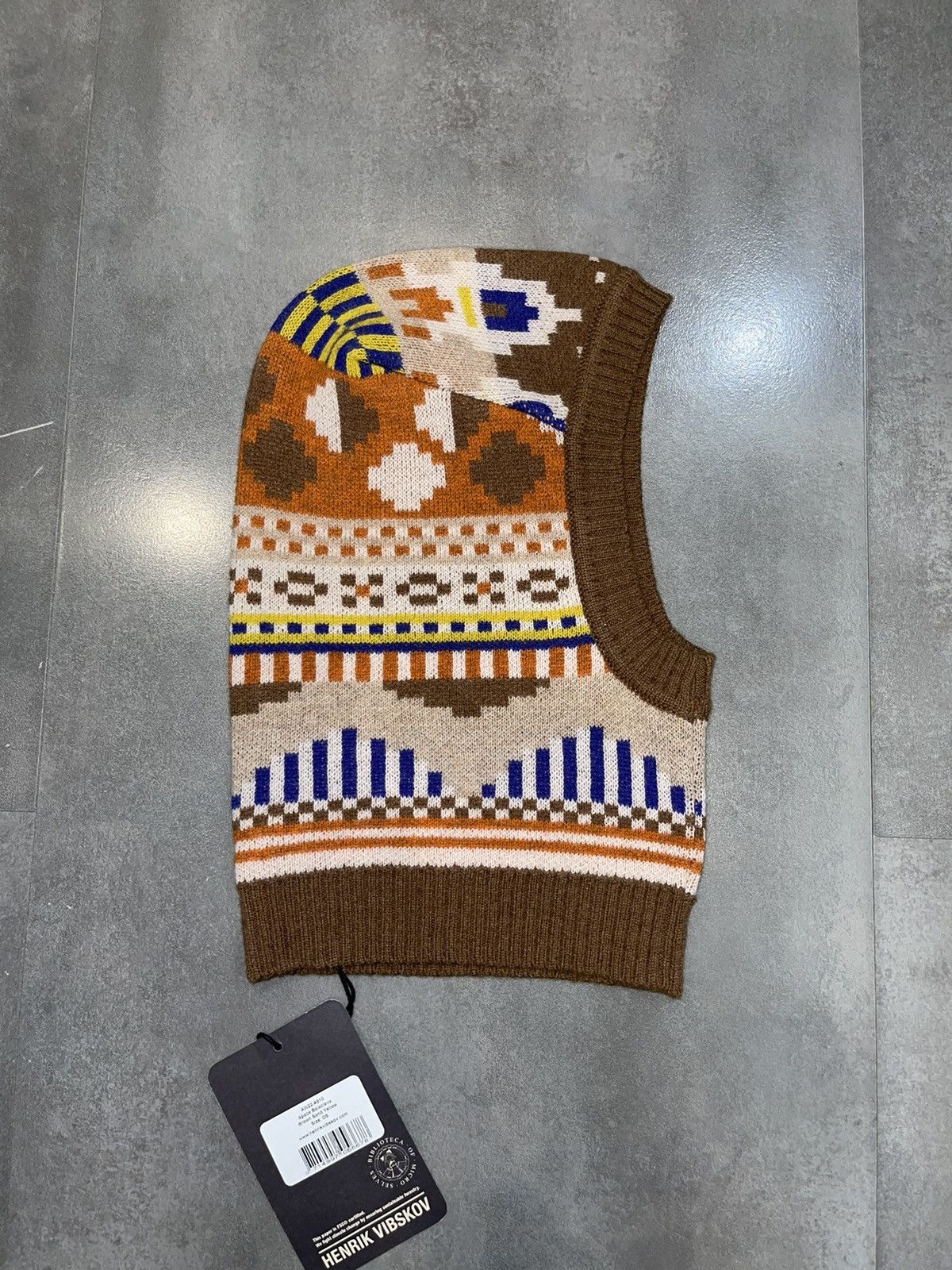 Henrik Vibskov !DS! AW22 Henrik Vibskov Abstract Space Balaclava Size ONE SIZE - 2 Thumbnail