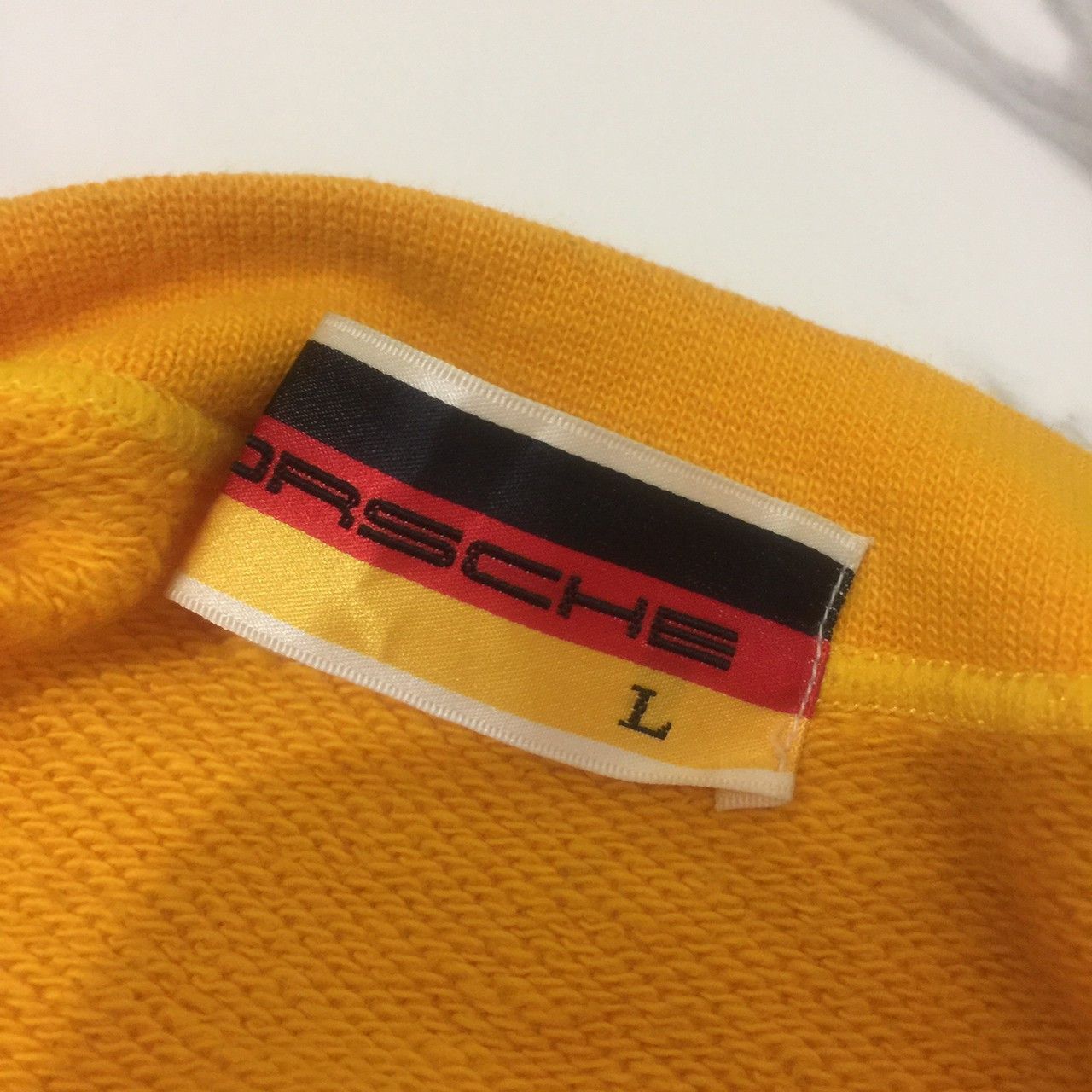 Porsche Design vintage official porsche crewneck Size US L / EU 52-54 / 3 - 2 Thumbnail
