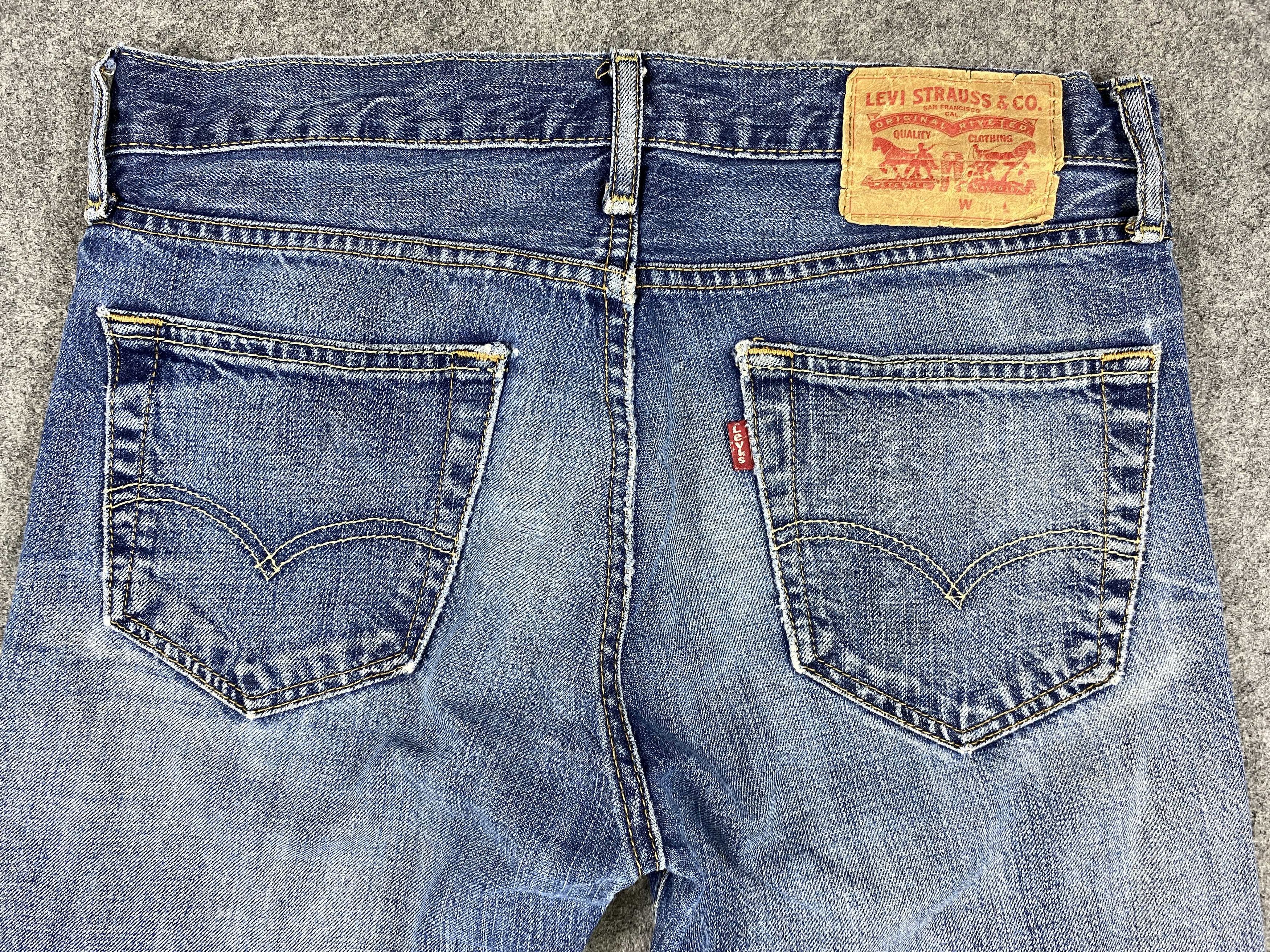 Levi's Distressed Blue Levi's Jeans 31x31 Denim -JN1419 Size US 31 - 4 Thumbnail